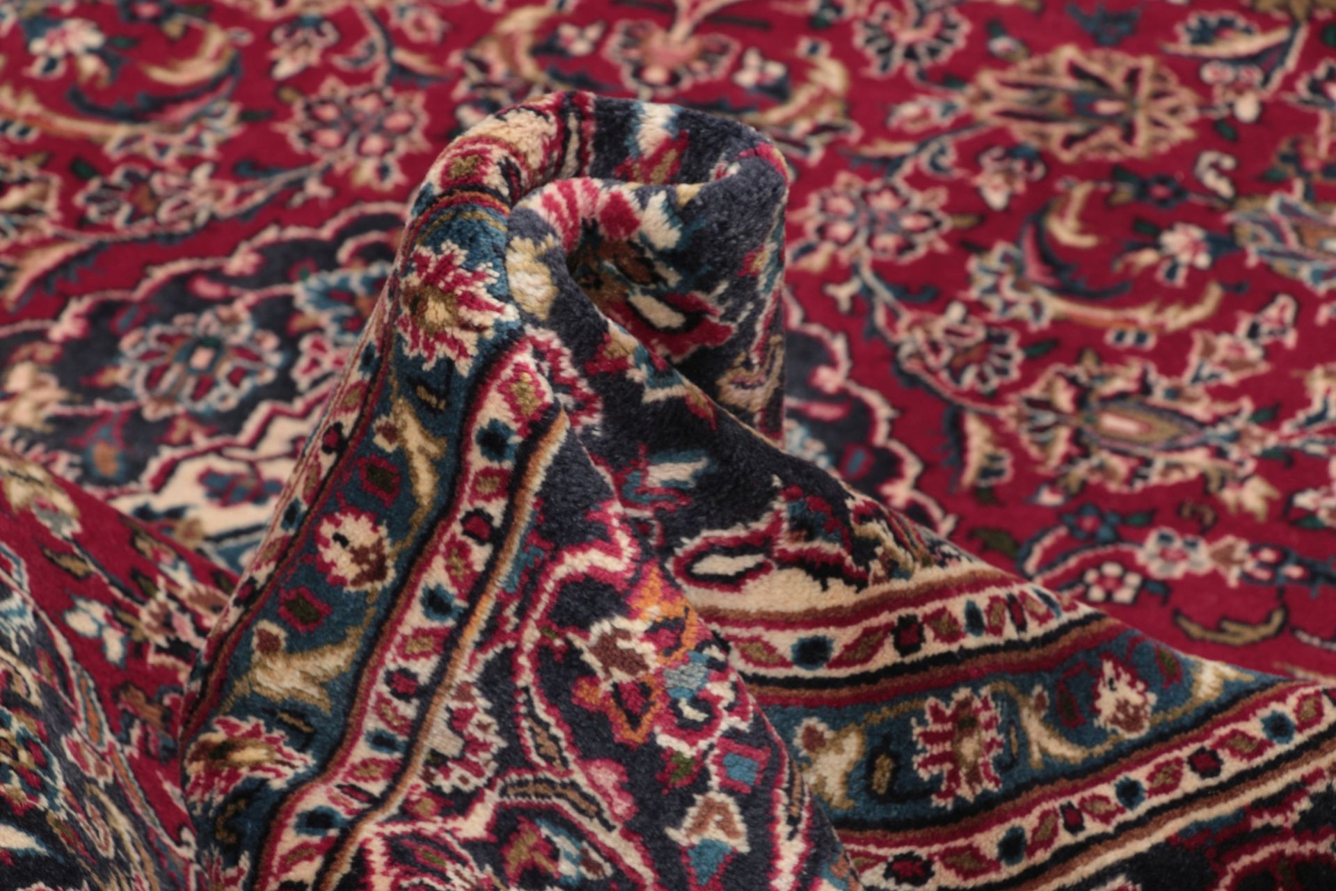 Mashhad Perserteppich aus Iran, 198 × 290 cm