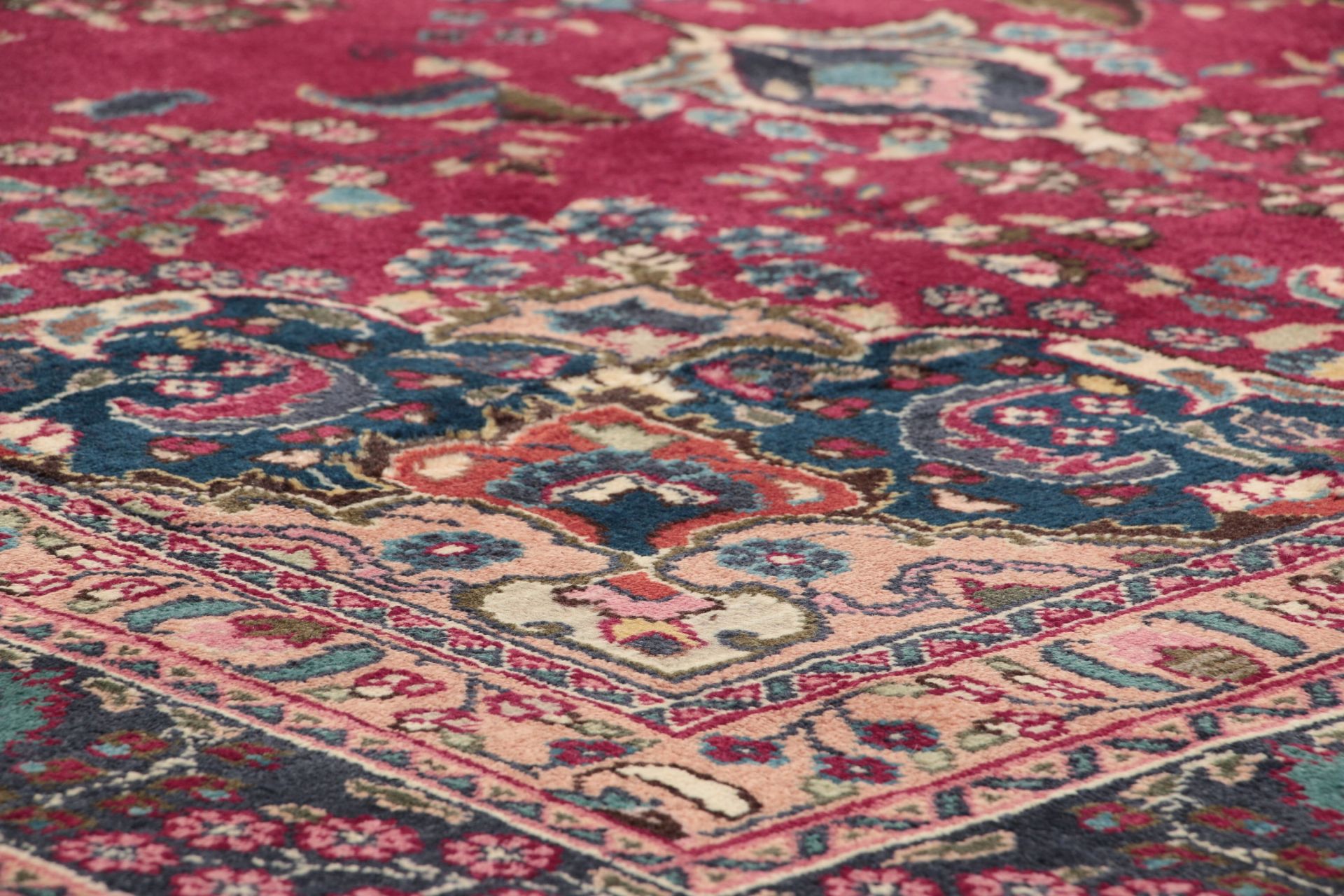 perserteppich-mashad-196-x-310-cm-wolle-handgeknupft-floral-4 Mashhad Perserteppich 196 × 310 cm aus Wolle, handgeknüpft