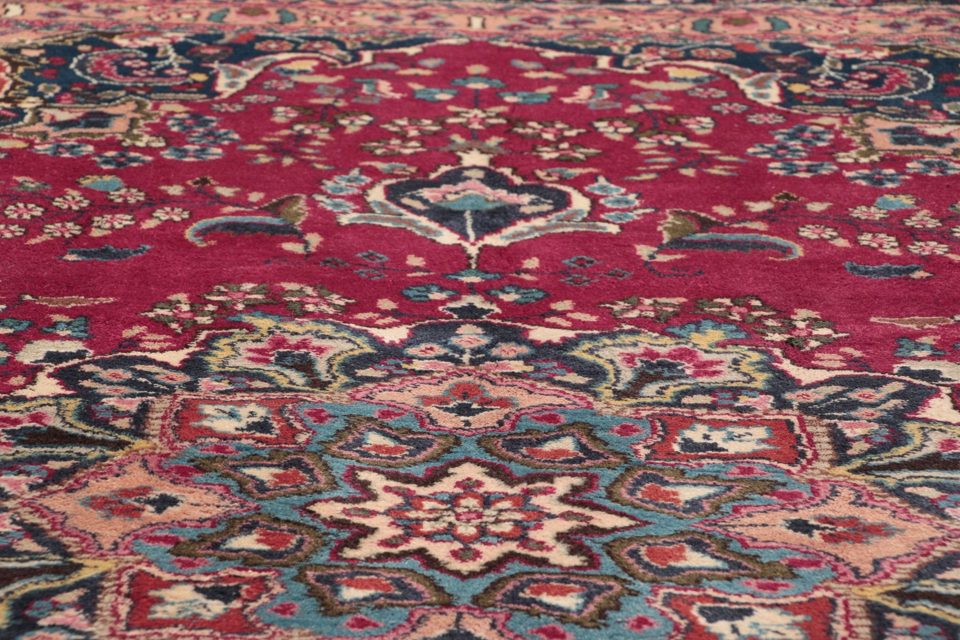 perserteppich-mashad-196-x-310-cm-wolle-handgeknupft-floral-5 Mashhad Perserteppich 196 × 310 cm aus Wolle, handgeknüpft