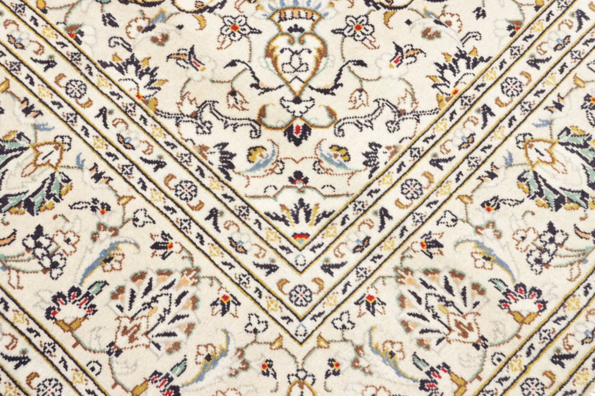 Kashan Perserteppich aus Iran, 194 × 299 cm