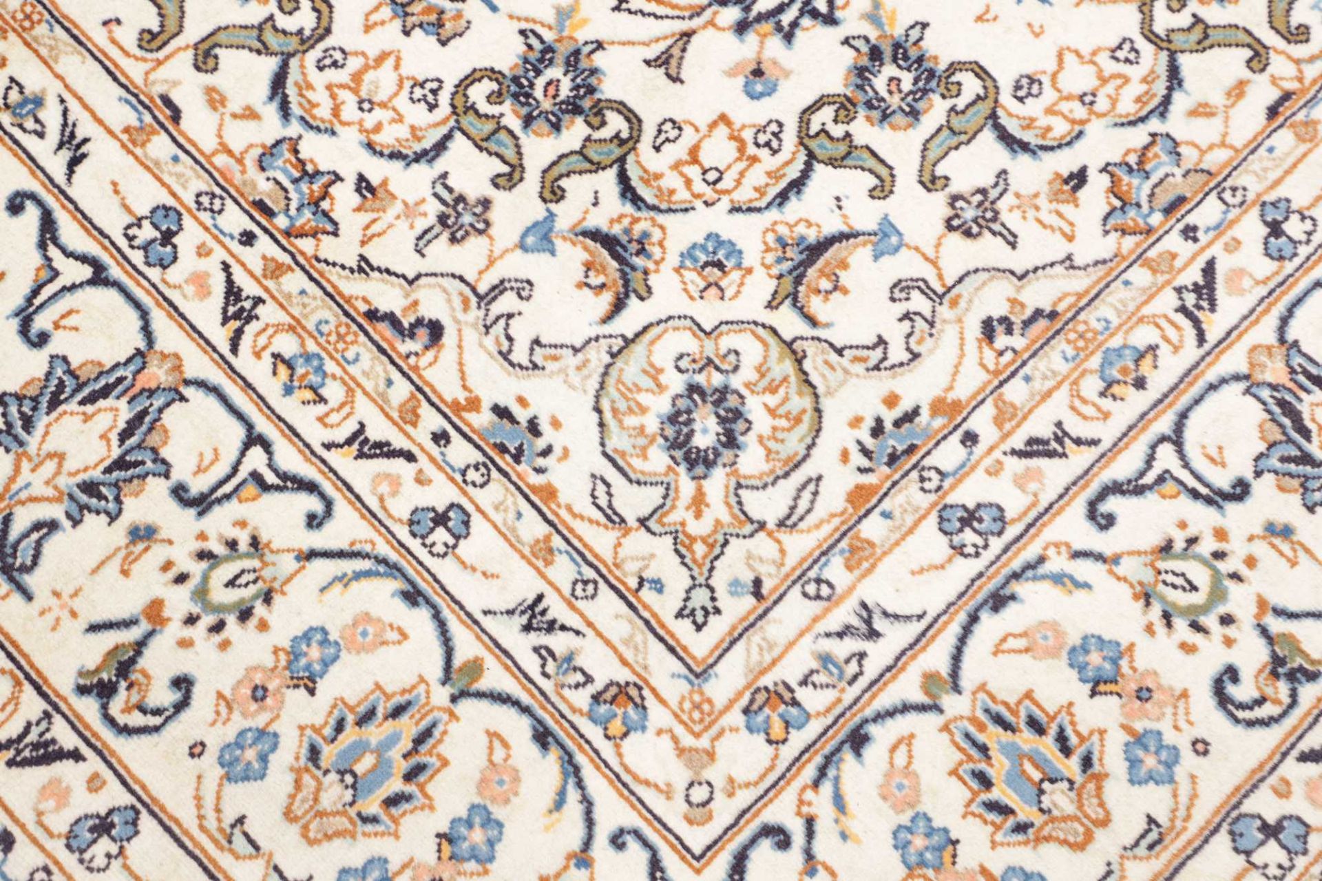 Handgeknüpfter Kashan Perserteppich 201 × 293 cm