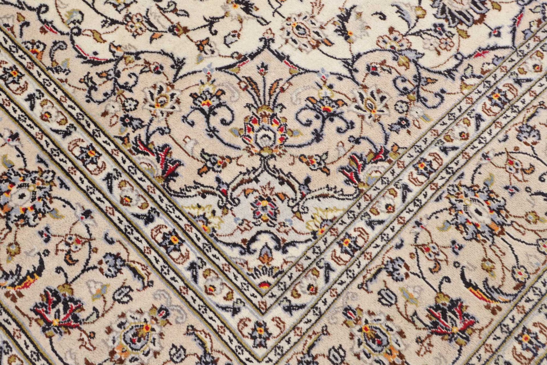 Kashan Perserteppich aus Iran, 201 × 306 cm