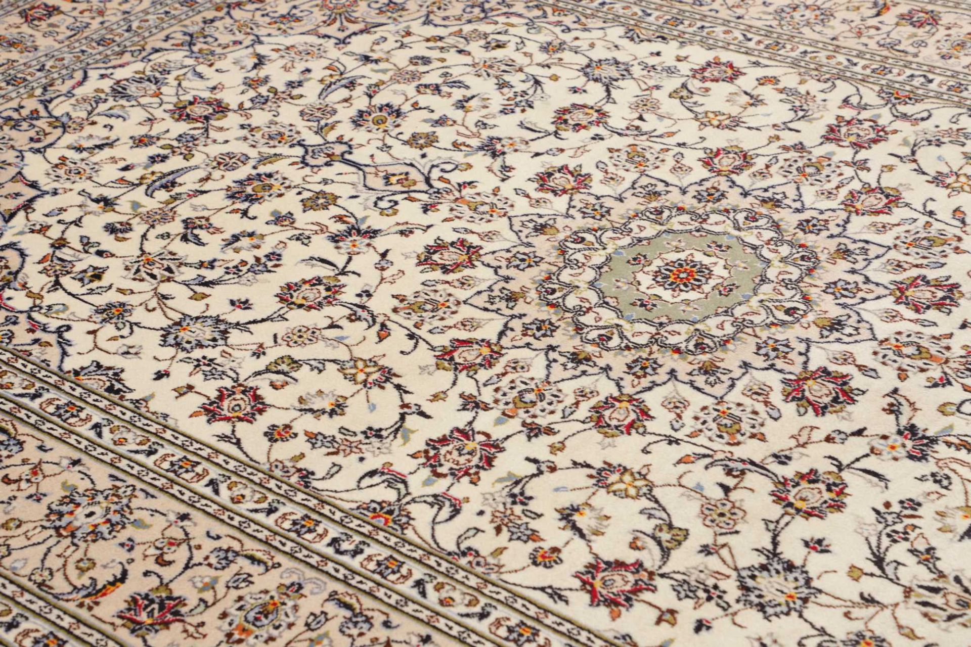 Kashan Perserteppich aus Iran, 201 × 306 cm