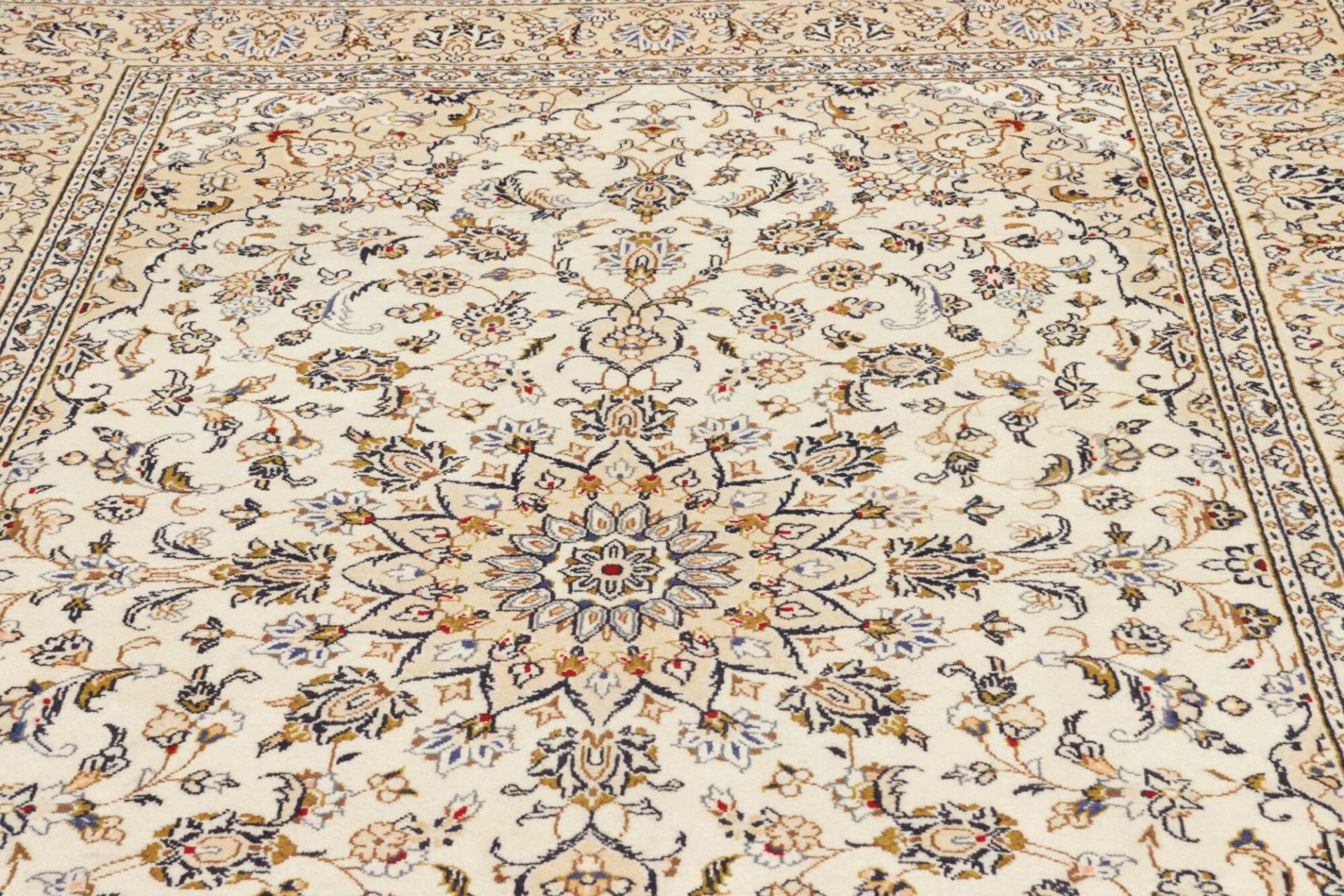 Kashan Perserteppich aus Iran, 196 × 304 cm
