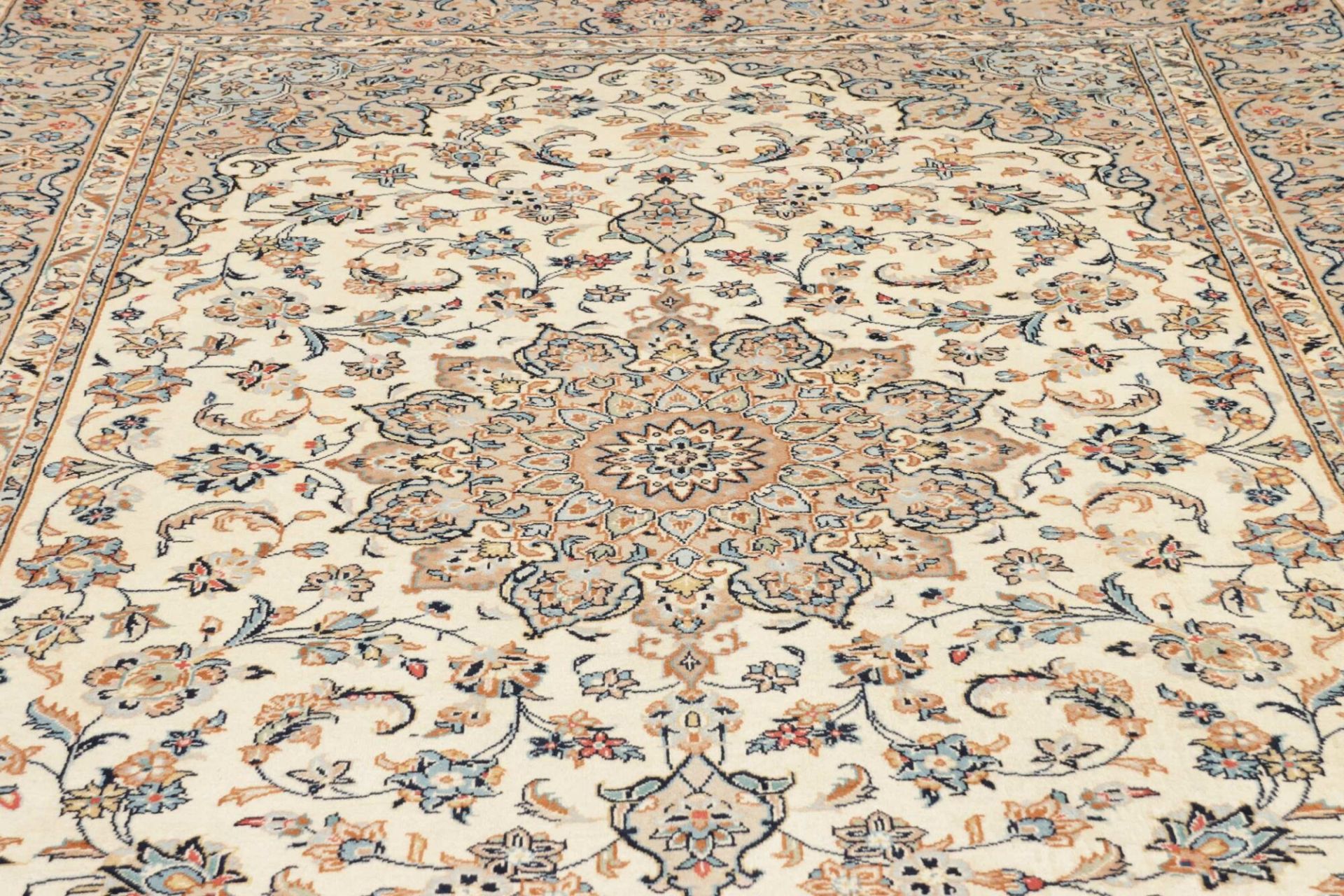 Kashan Perserteppich aus Iran, 203 × 294 cm