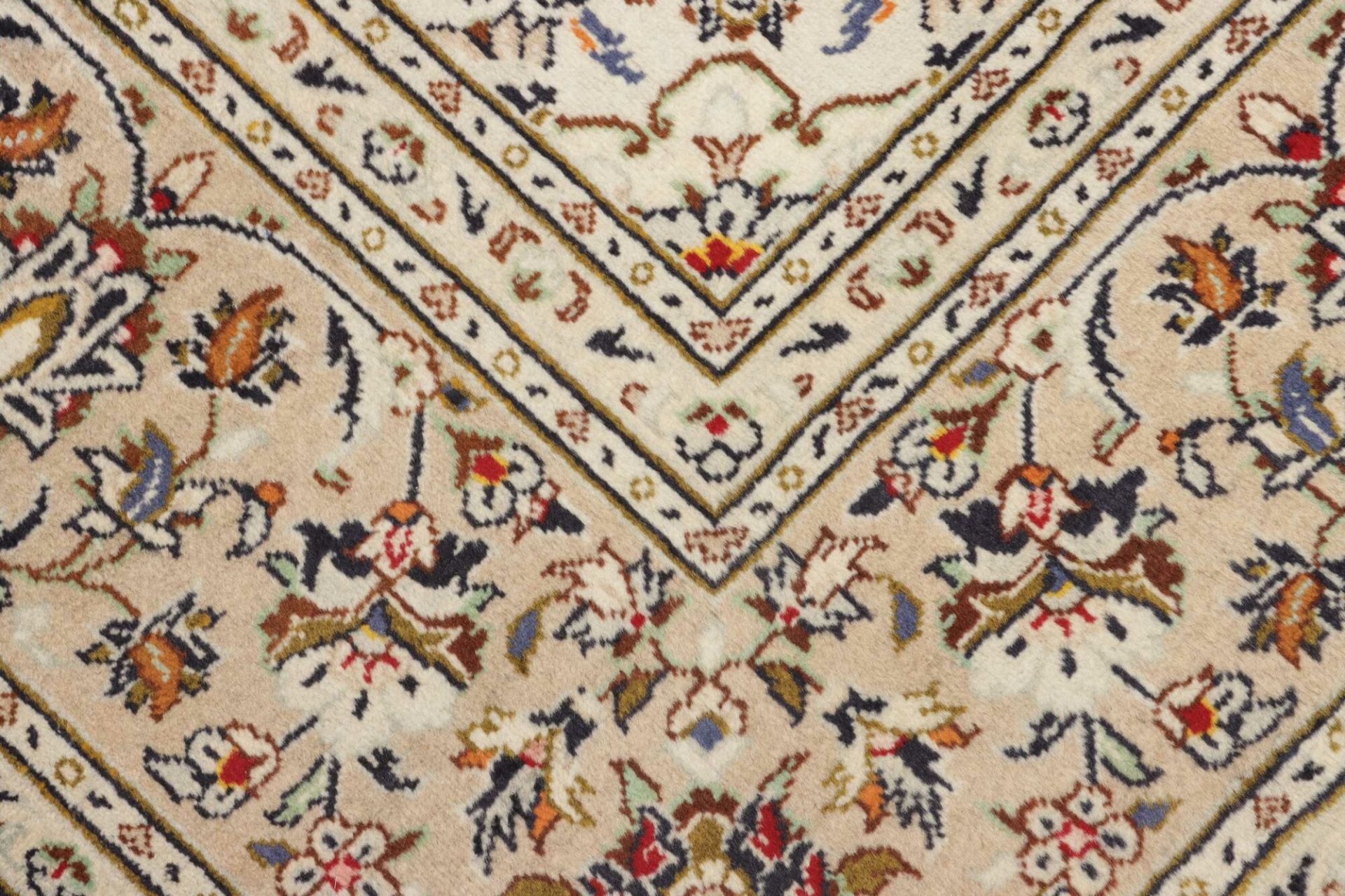 Handgeknüpfter Kashan Perserteppich 203 × 307 cm
