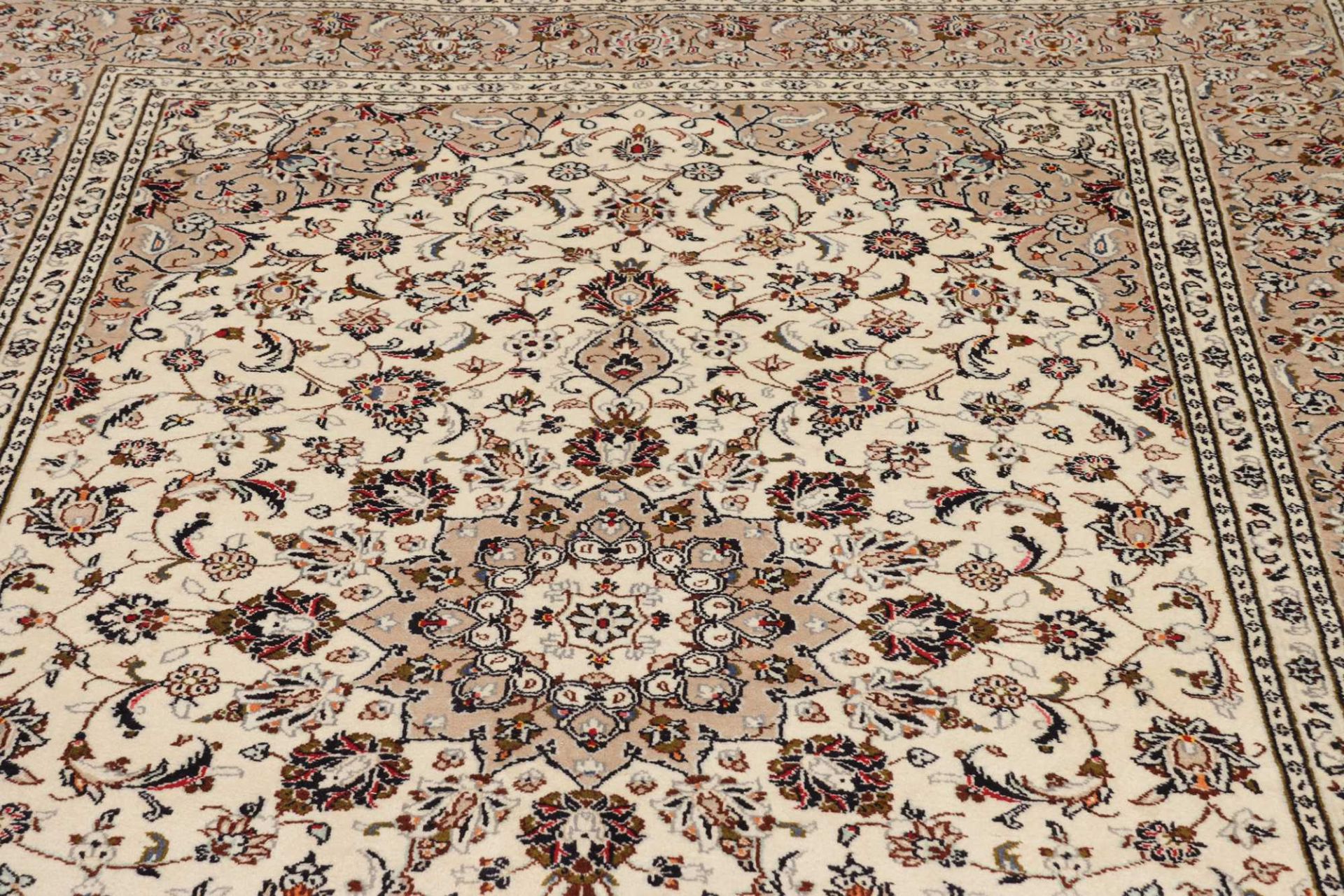 Handgeknüpfter Kashan Perserteppich 198 × 304 cm