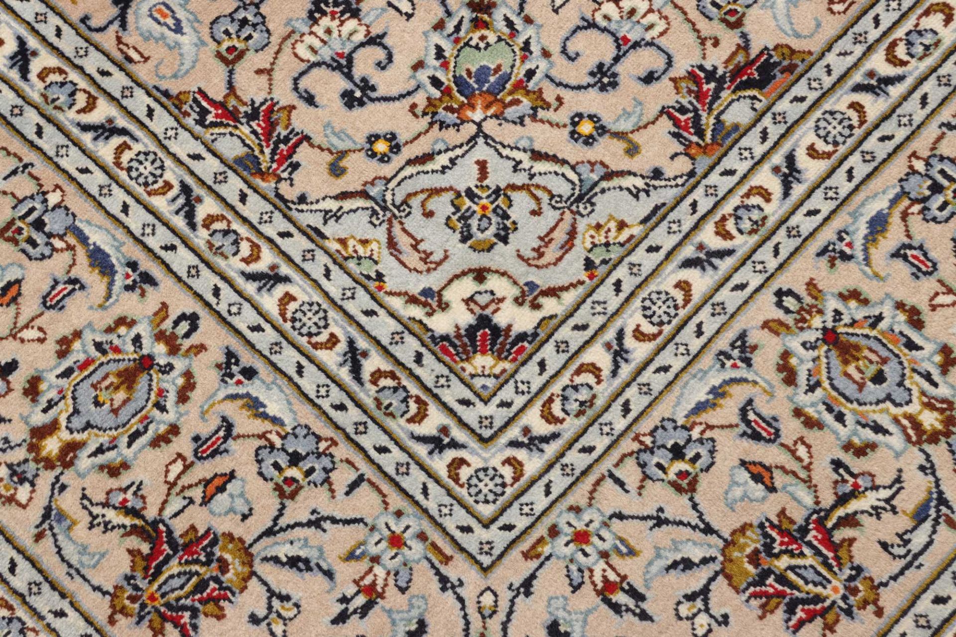 Handgeknüpfter Kashan Perserteppich 198 × 309 cm