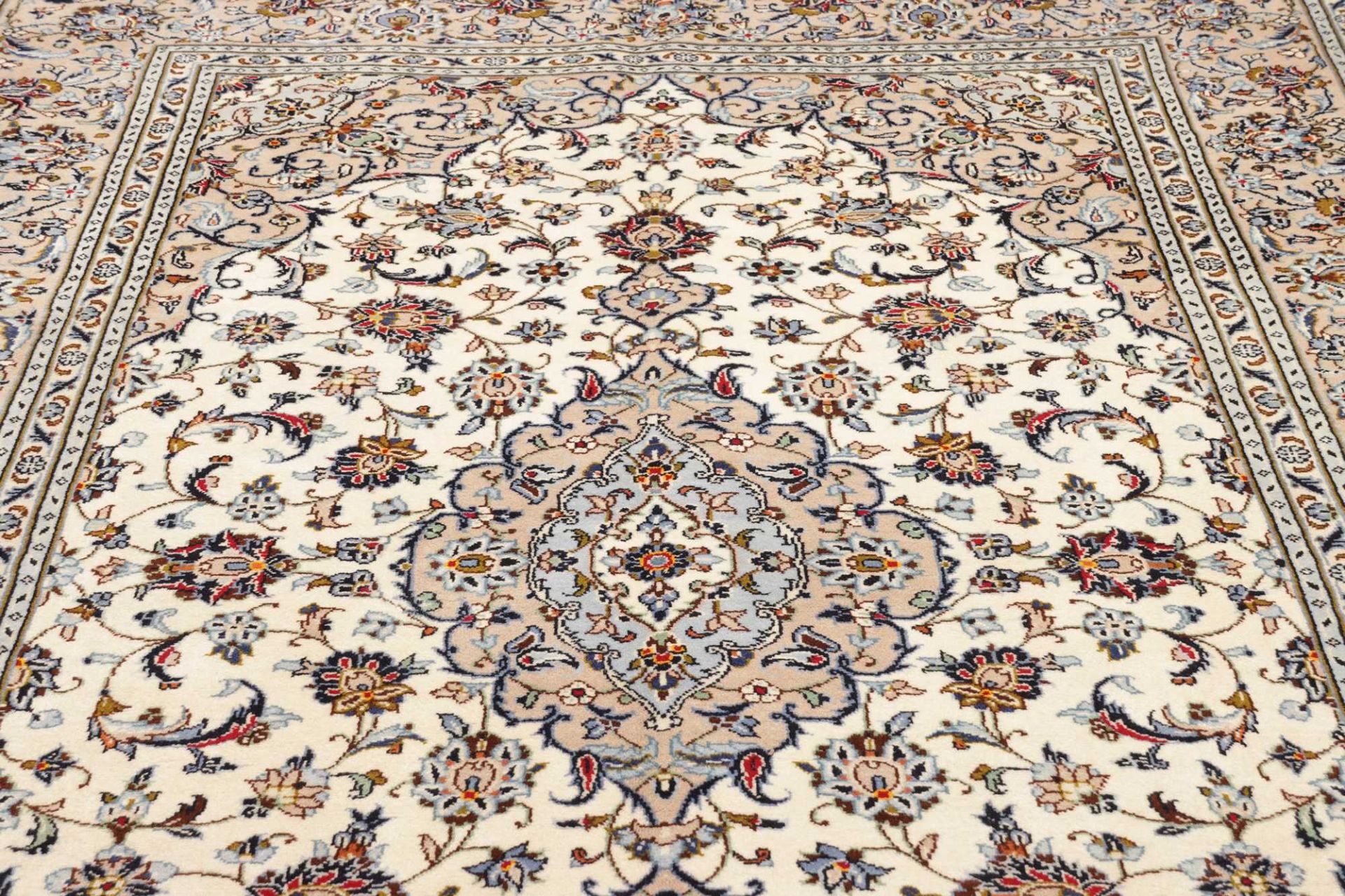 Handgeknüpfter Kashan Perserteppich 198 × 309 cm
