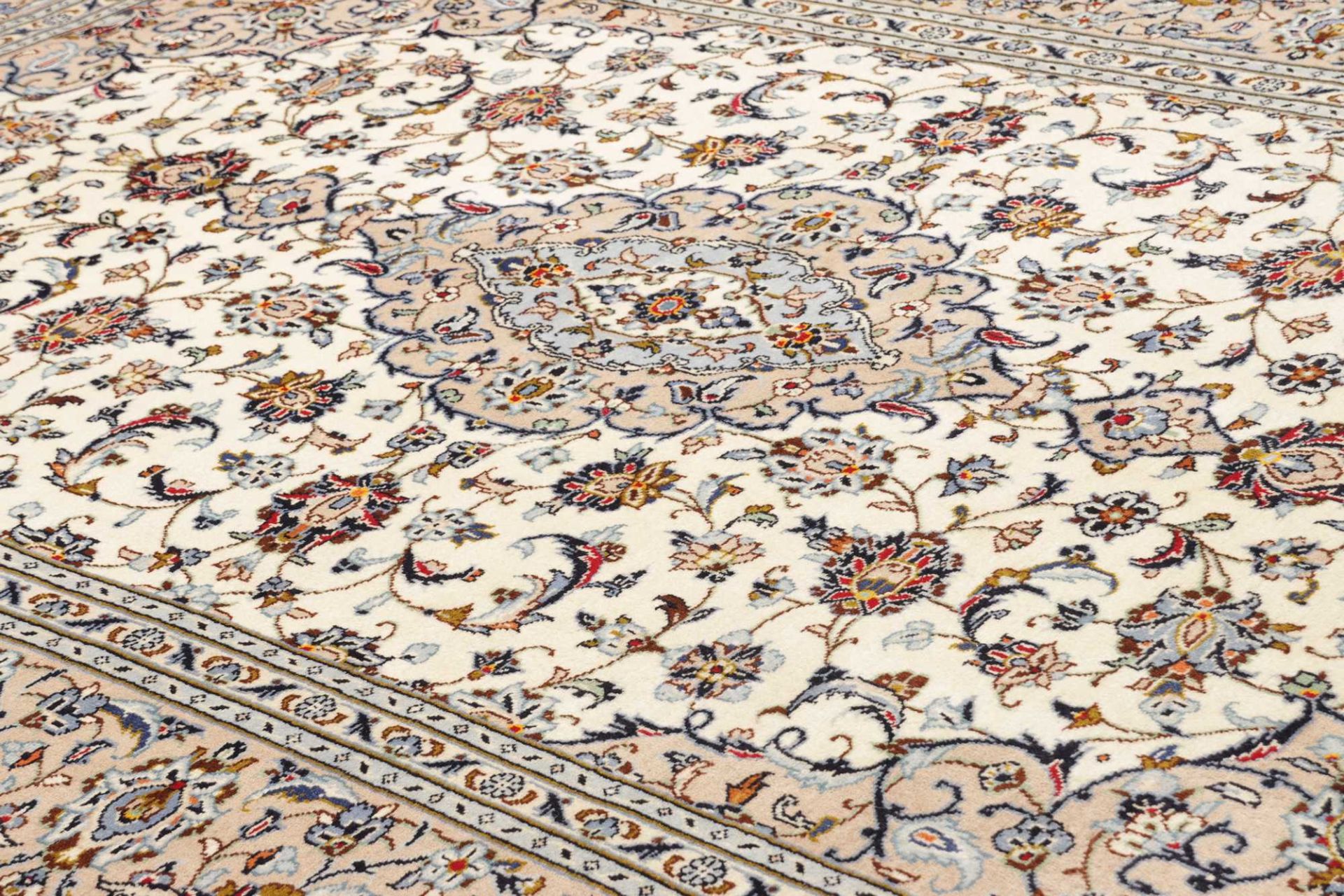 Handgeknüpfter Kashan Perserteppich 198 × 309 cm
