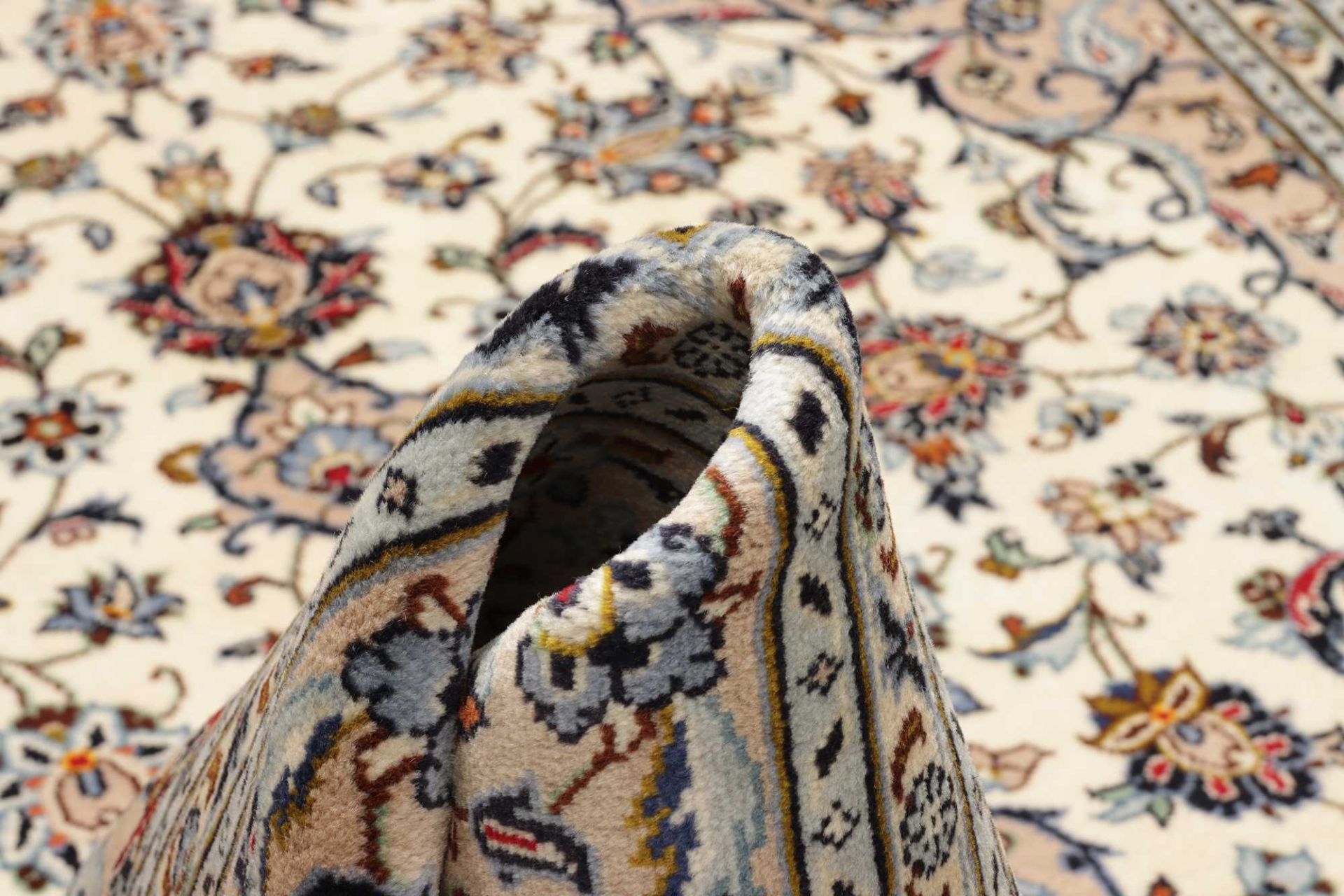 Handgeknüpfter Kashan Perserteppich 198 × 309 cm