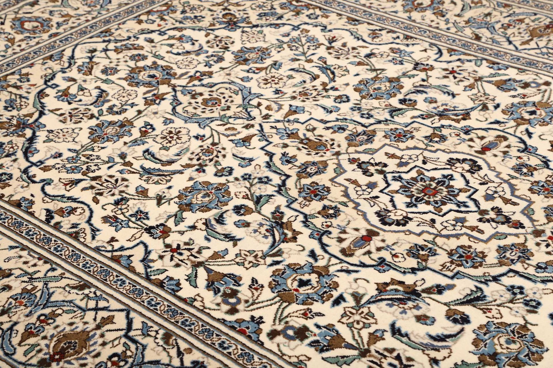Kashan Perserteppich aus Iran, 197 × 309 cm