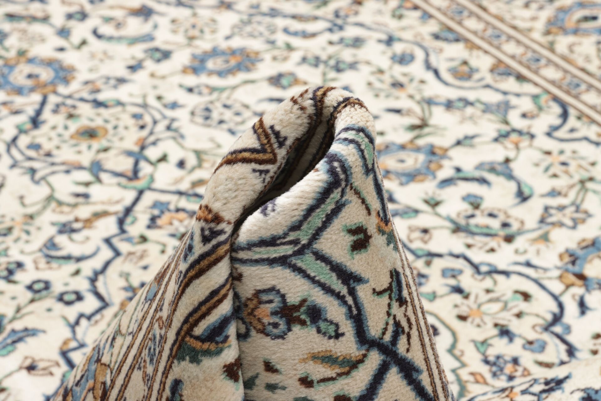Kashan Perserteppich aus Iran, 197 × 299 cm