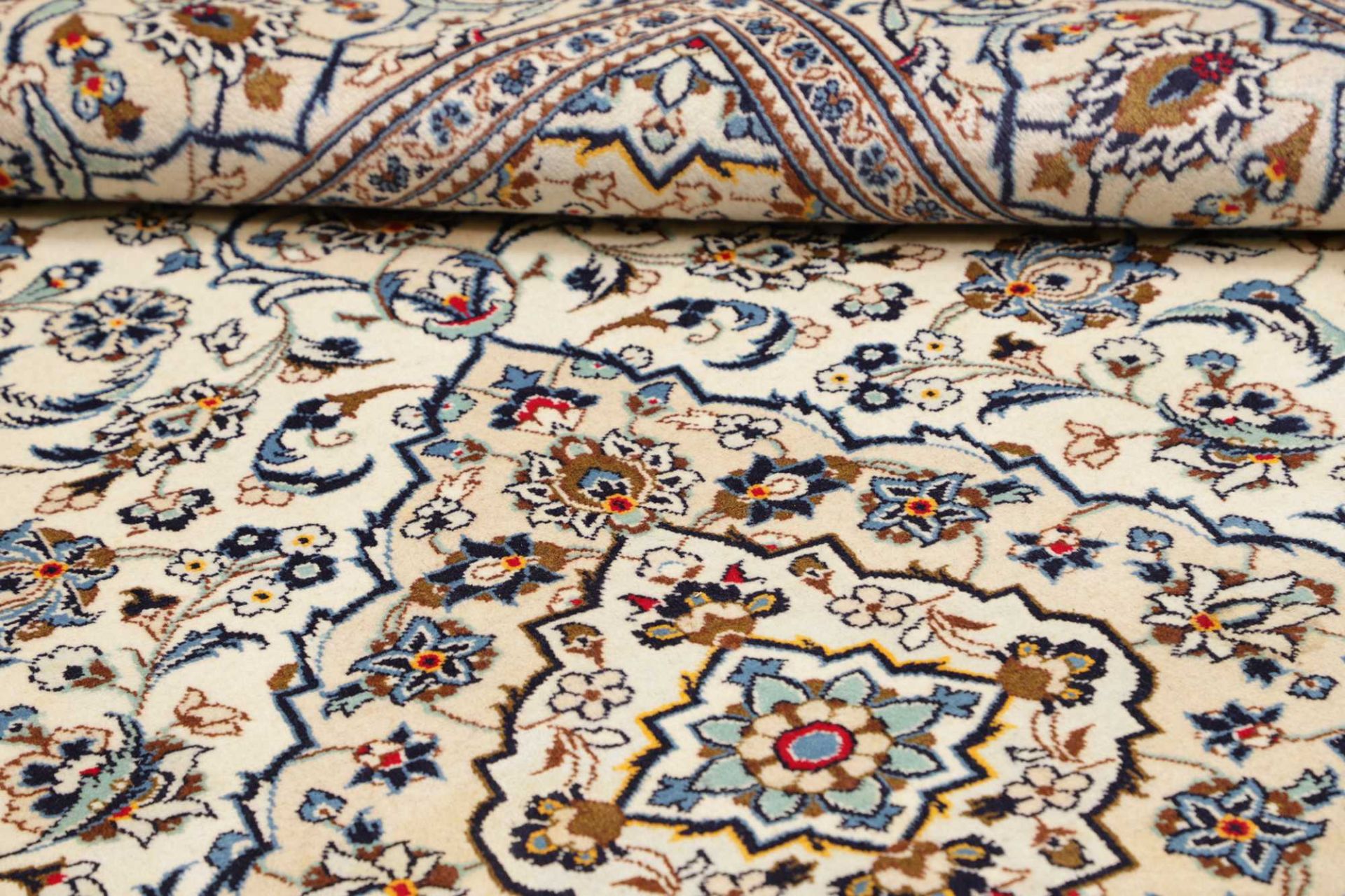 Kashan Perserteppich 199 × 299 cm aus Wolle, handgeknüpft