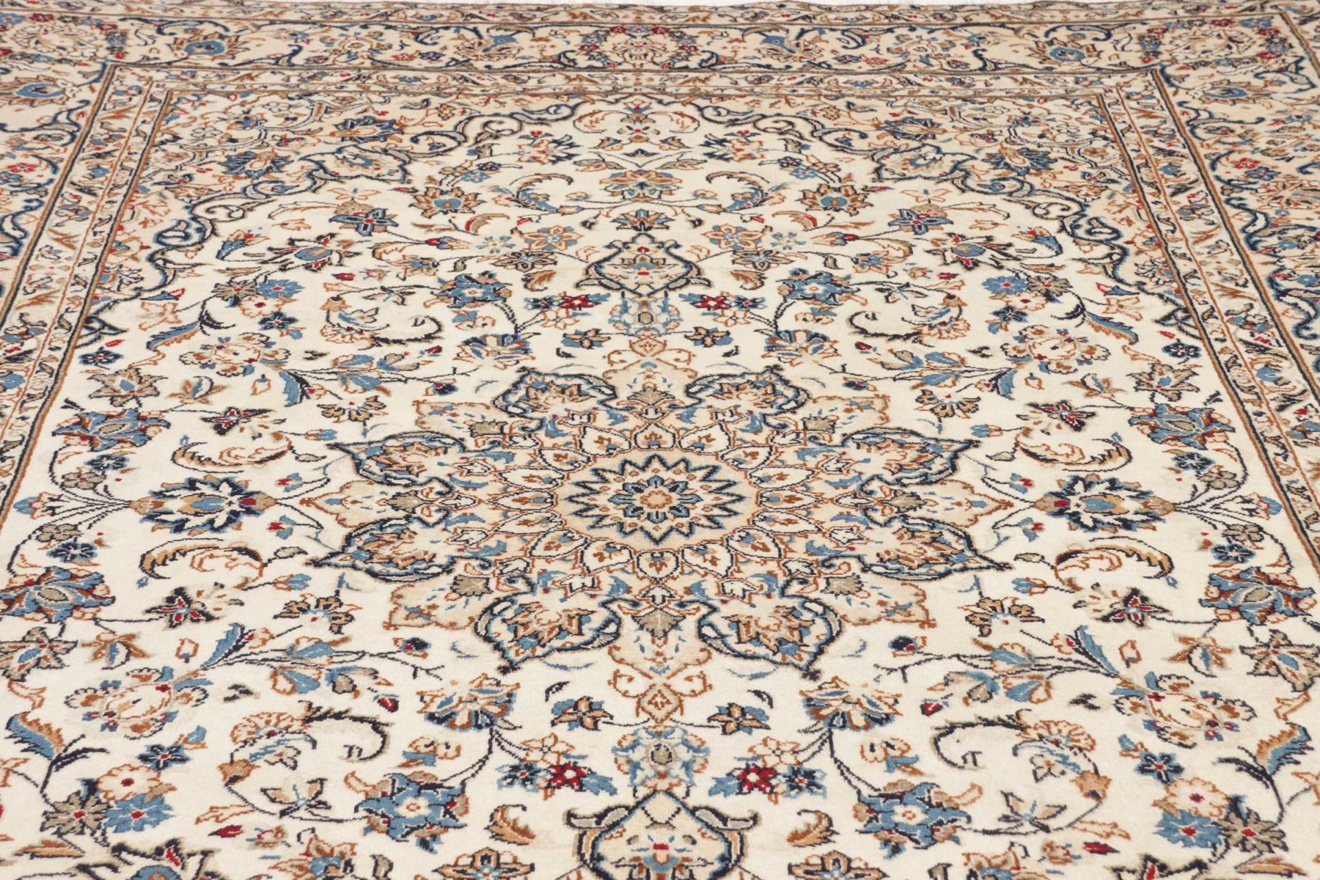 Kashan Perserteppich aus Iran, 198 × 294 cm