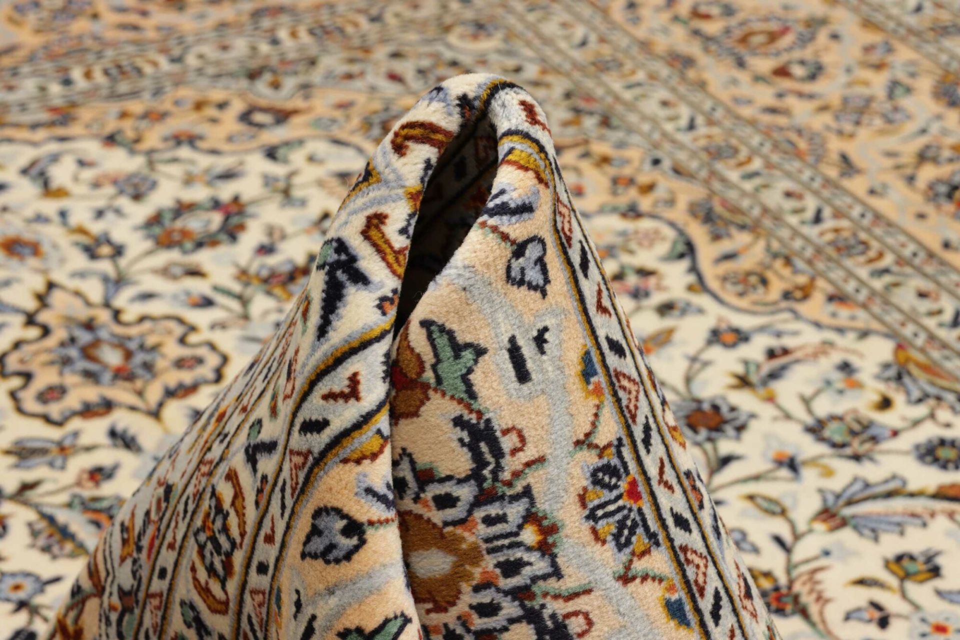 Kashan Perserteppich aus Iran, 211 × 312 cm