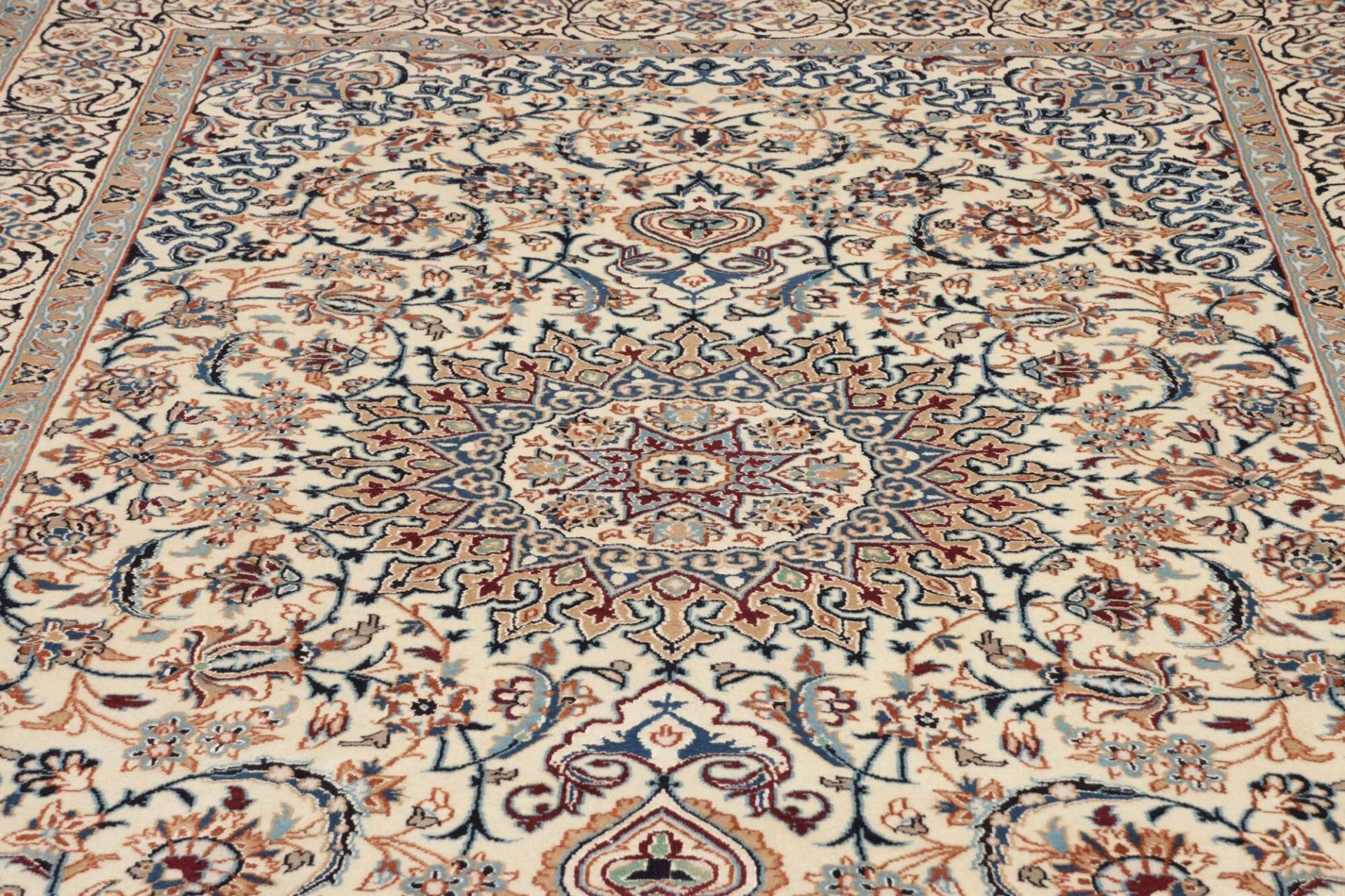 Handgeknüpfter Nain Perserteppich, 197 × 301 cm, Wolle