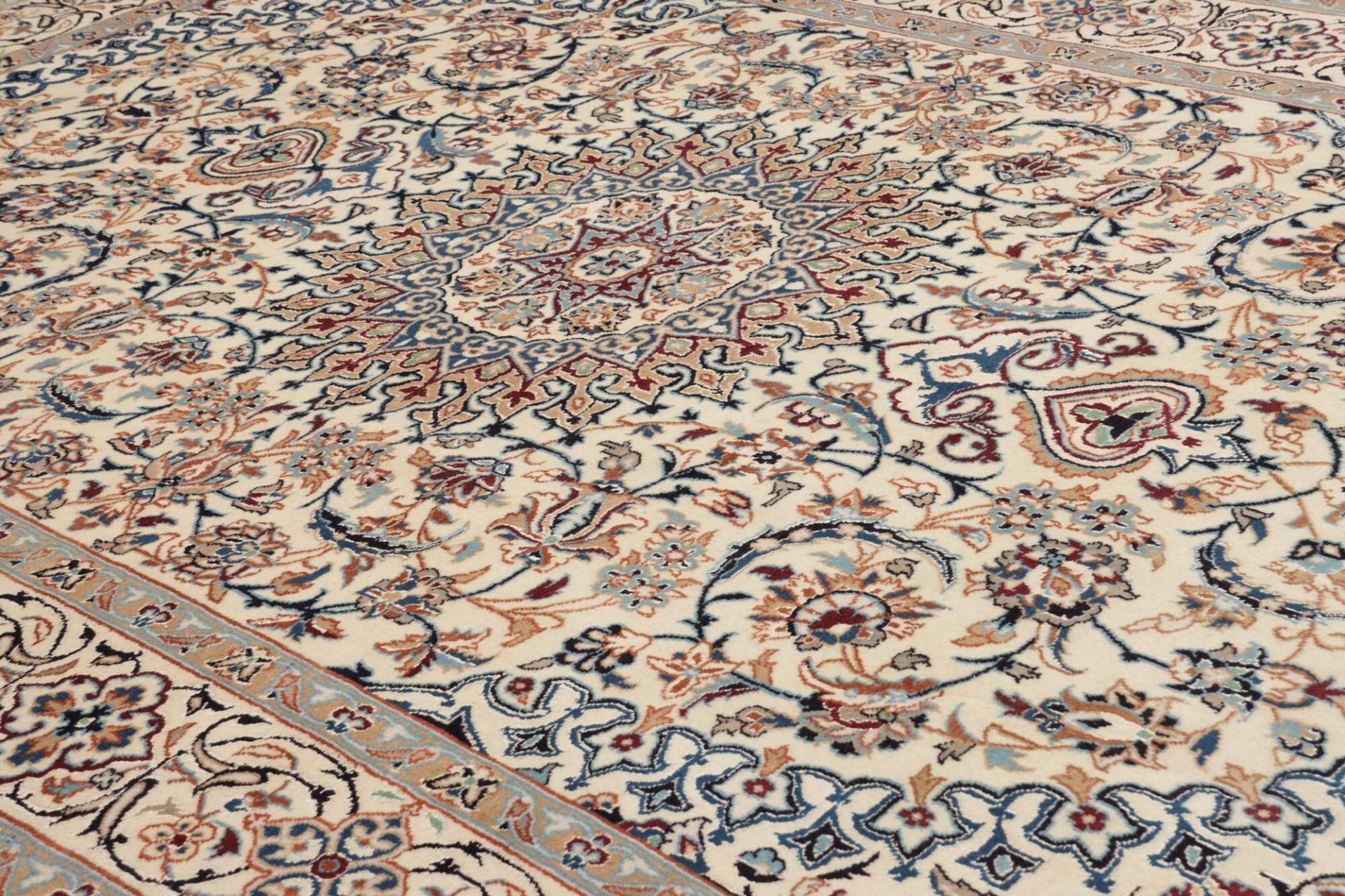 Handgeknüpfter Nain Perserteppich, 197 × 301 cm, Wolle