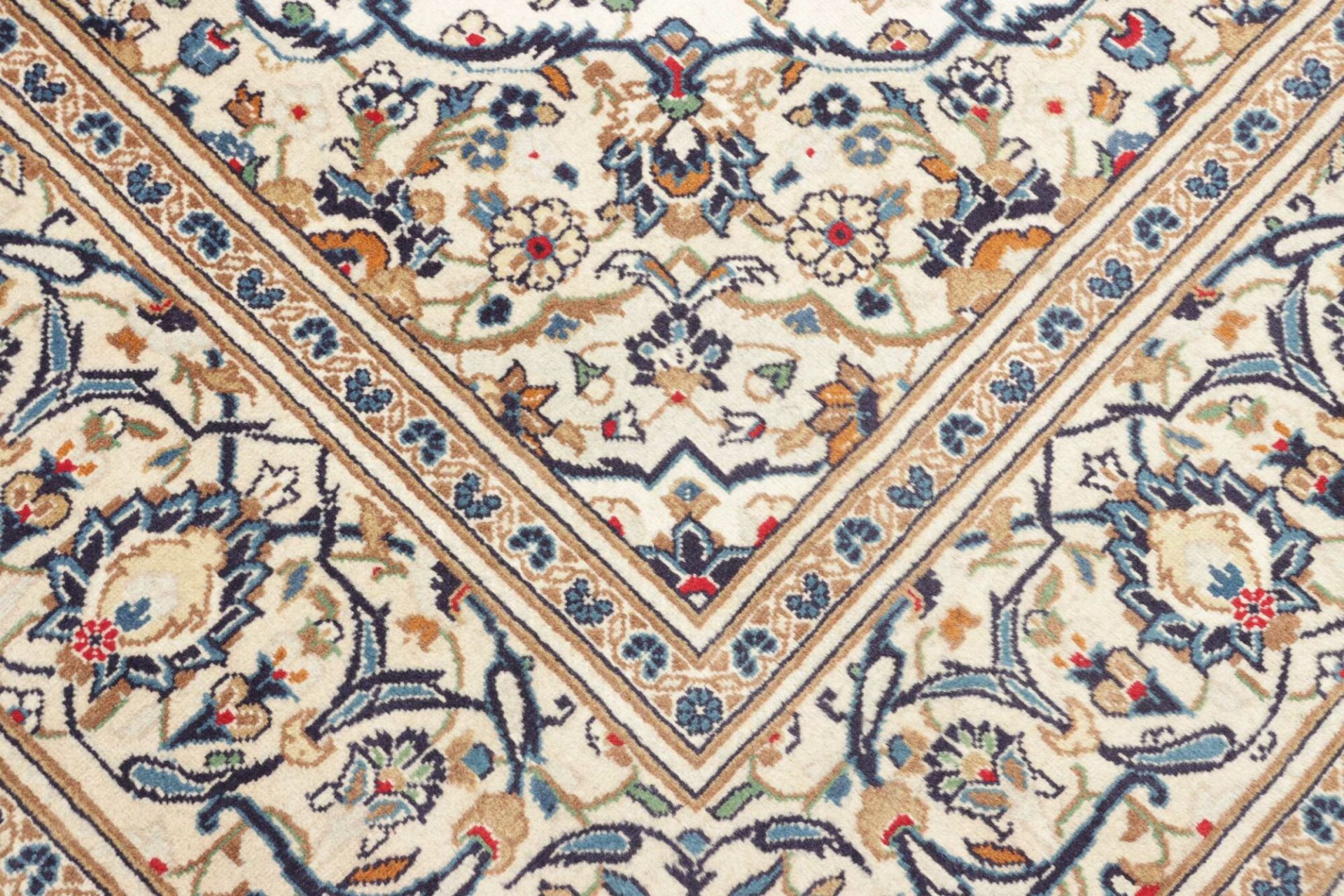 Kashan Perserteppich aus Iran, 196 × 304 cm