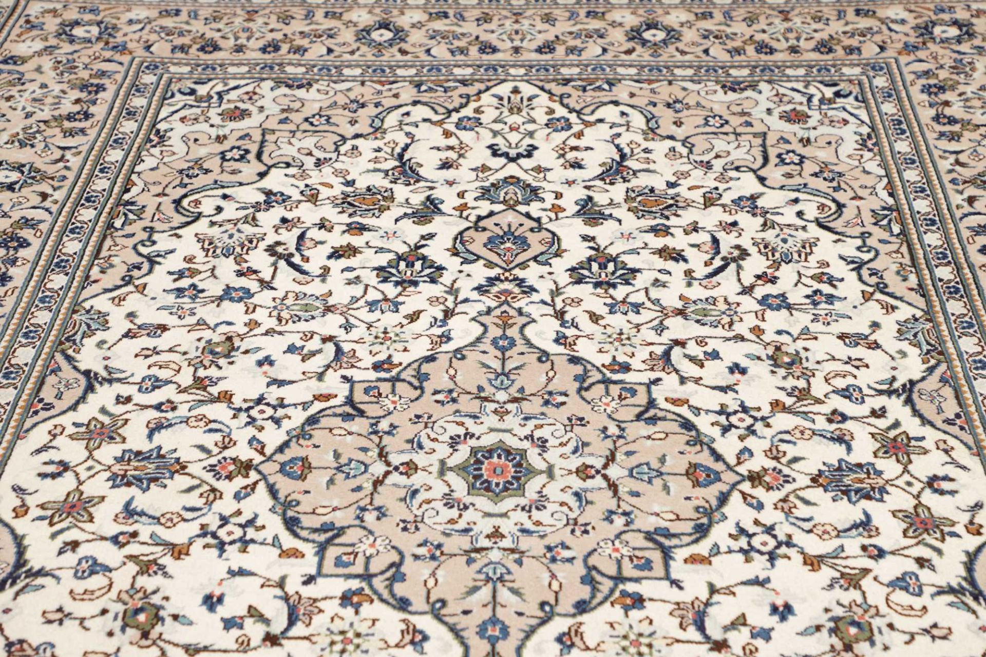 Kashan Perserteppich 196 × 307 cm aus Wolle, handgeknüpft