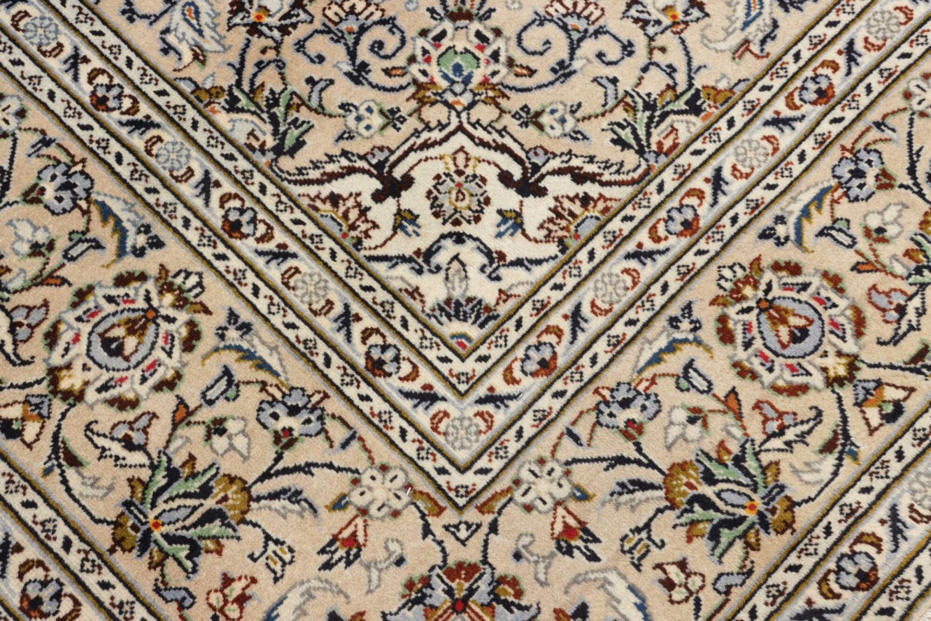 Kashan Perserteppich aus Iran, 221 × 314 cm