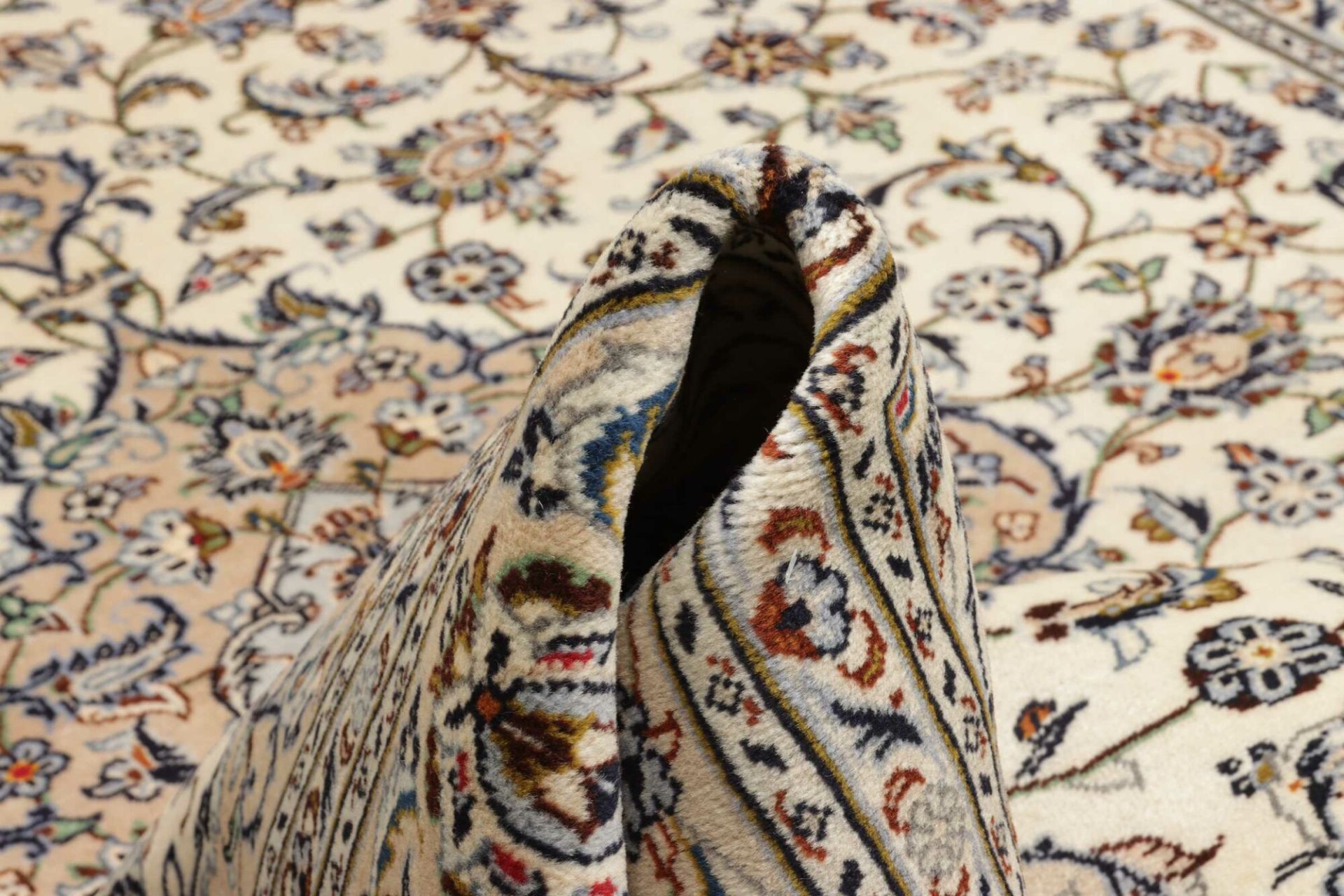 Kashan Perserteppich aus Iran, 221 × 314 cm