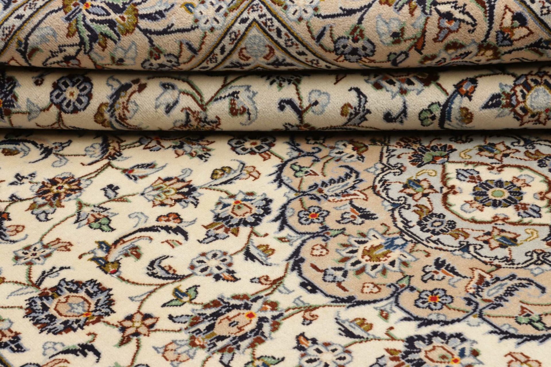 Kashan Perserteppich aus Iran, 221 × 314 cm