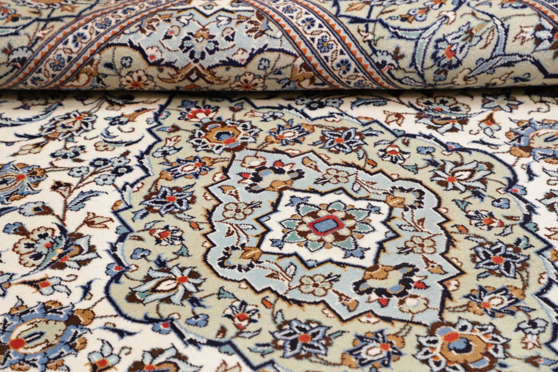 Kashan Perserteppich 196 × 286 cm aus Wolle, handgeknüpft