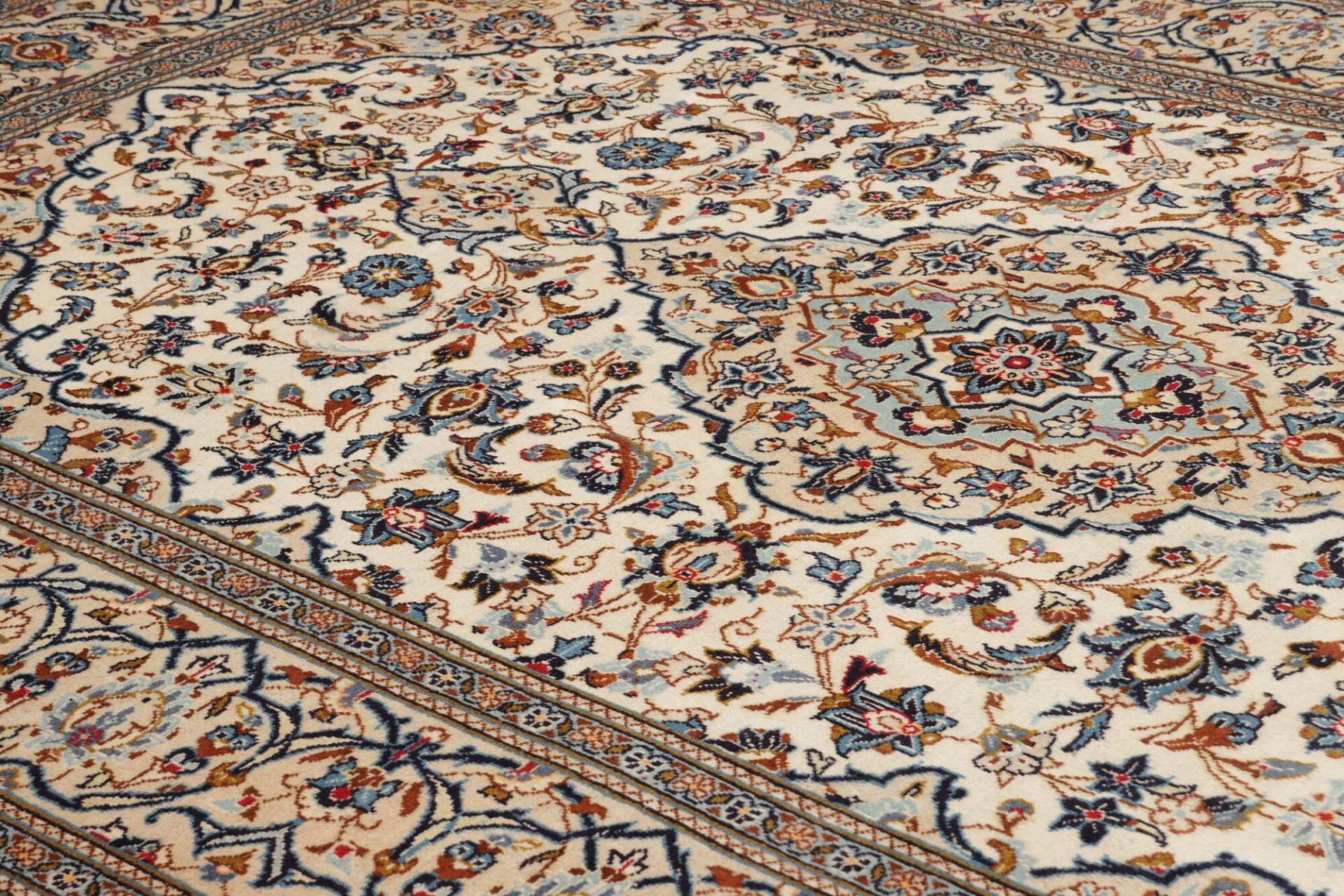 Handgeknüpfter Kashan Perserteppich 201 × 305 cm