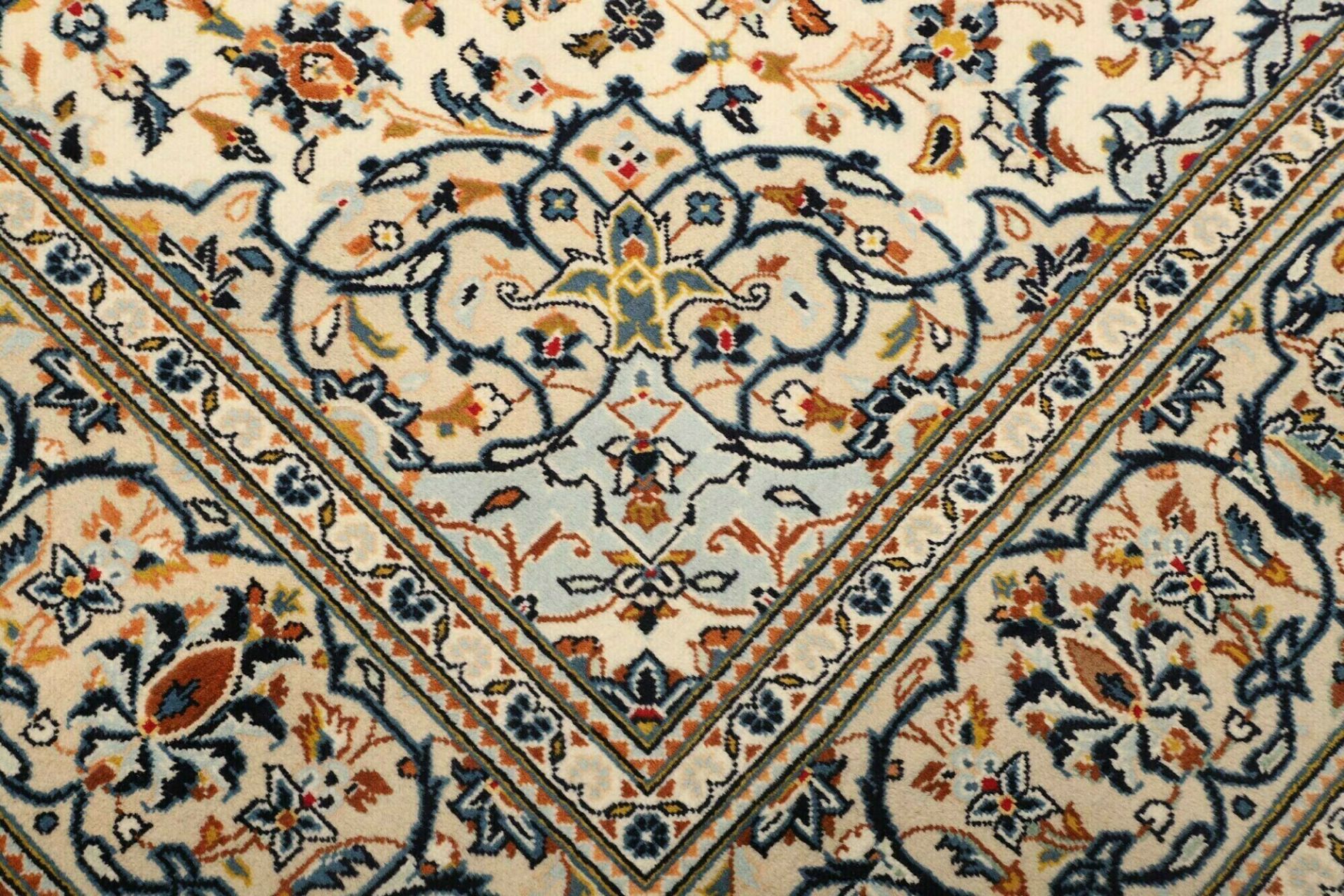 Handgeknüpfter Kashan Perserteppich 201 × 314 cm