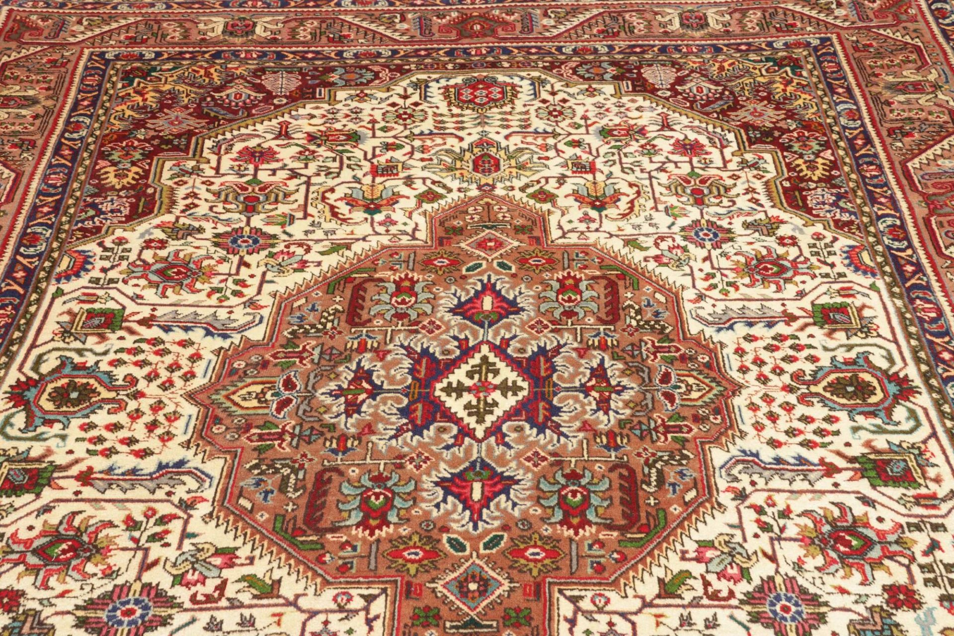 Handgeknüpfter Täbriz Perserteppich, 199 × 299 cm, Wolle