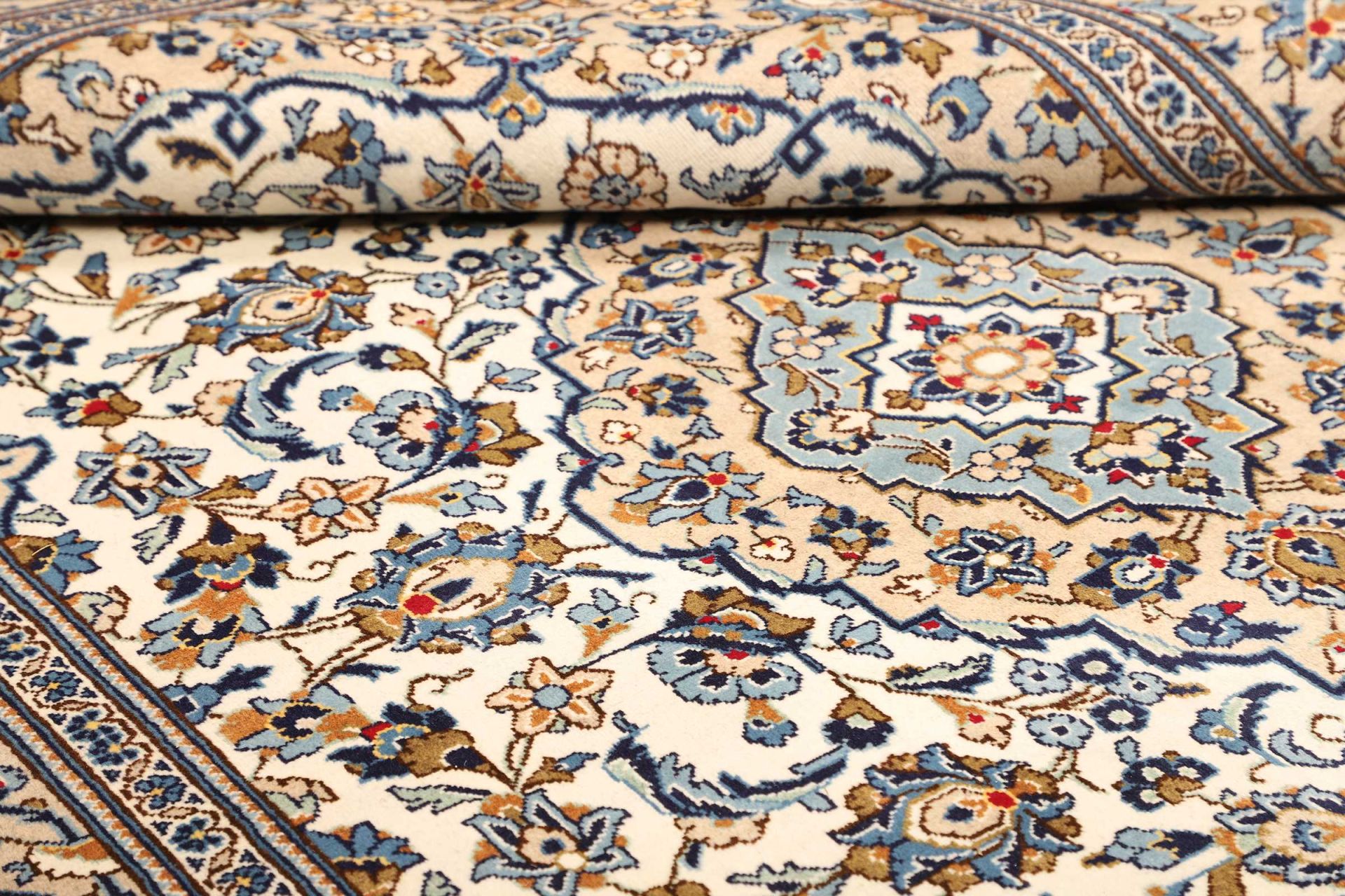 Kashan Perserteppich 196 × 299 cm aus Wolle, handgeknüpft