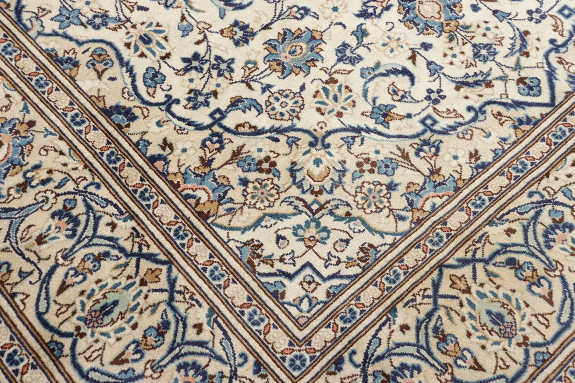 Kashan Perserteppich aus Iran, 201 × 304 cm