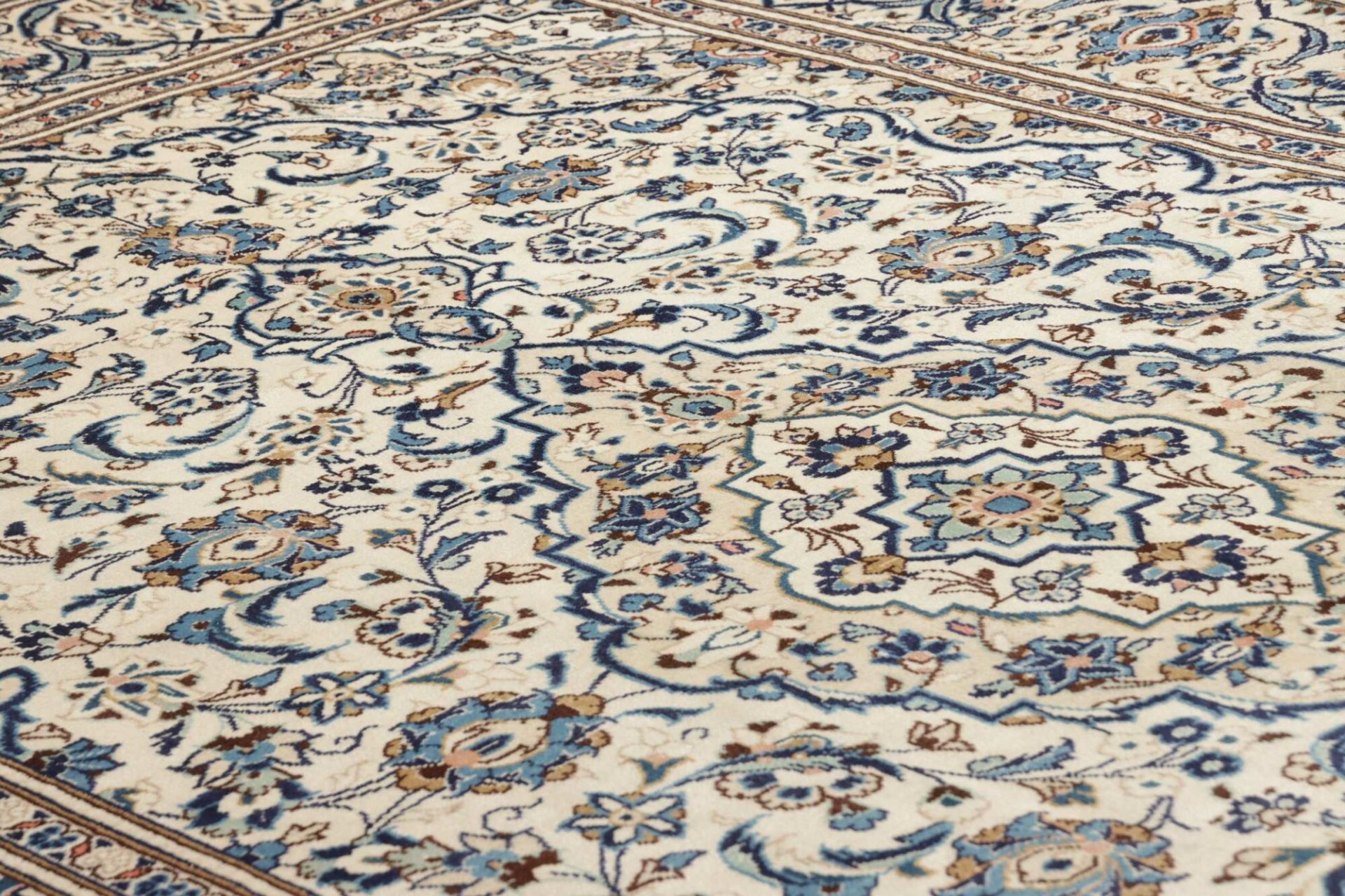 Kashan Perserteppich aus Iran, 201 × 304 cm