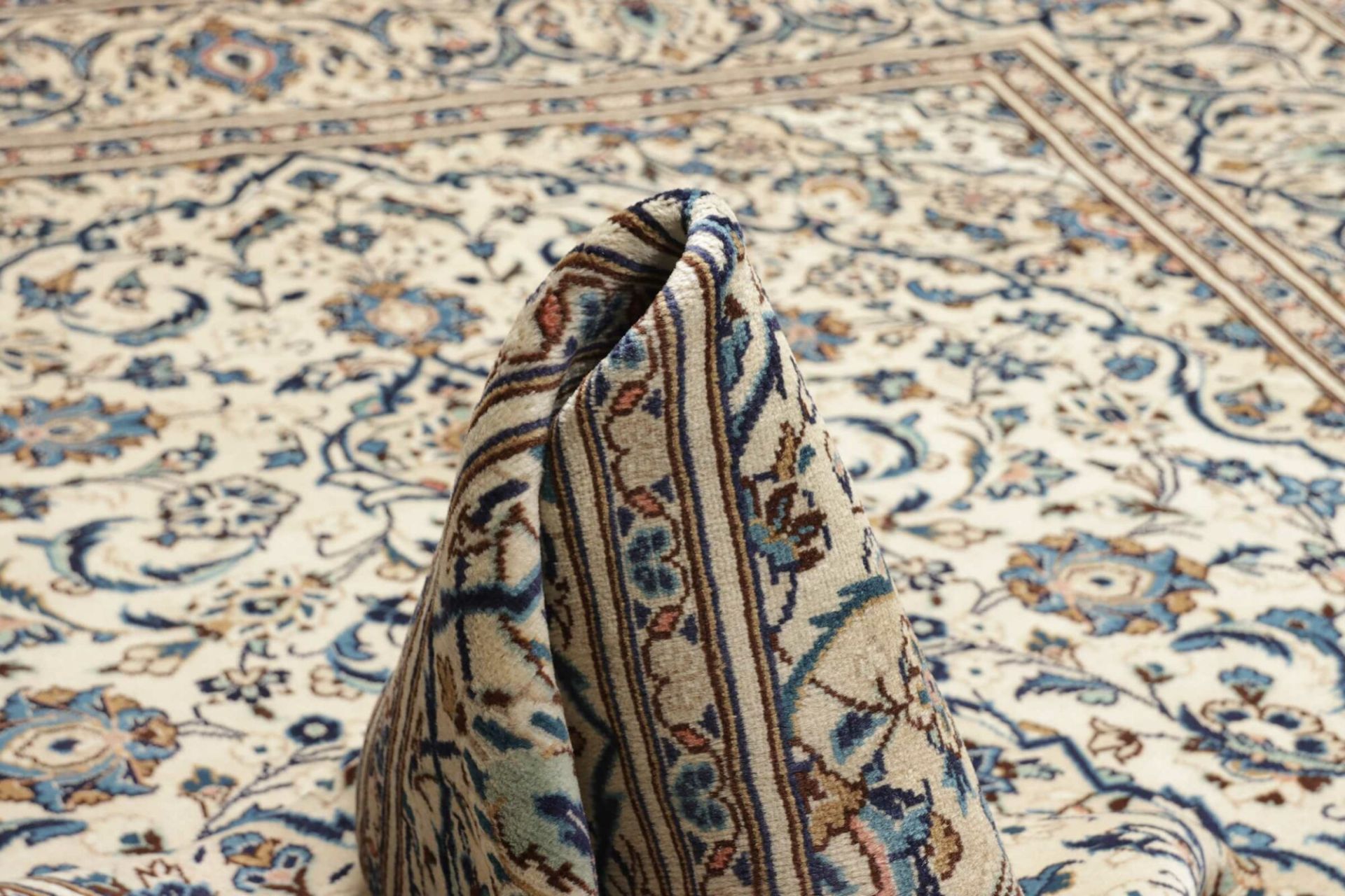 Kashan Perserteppich aus Iran, 201 × 304 cm