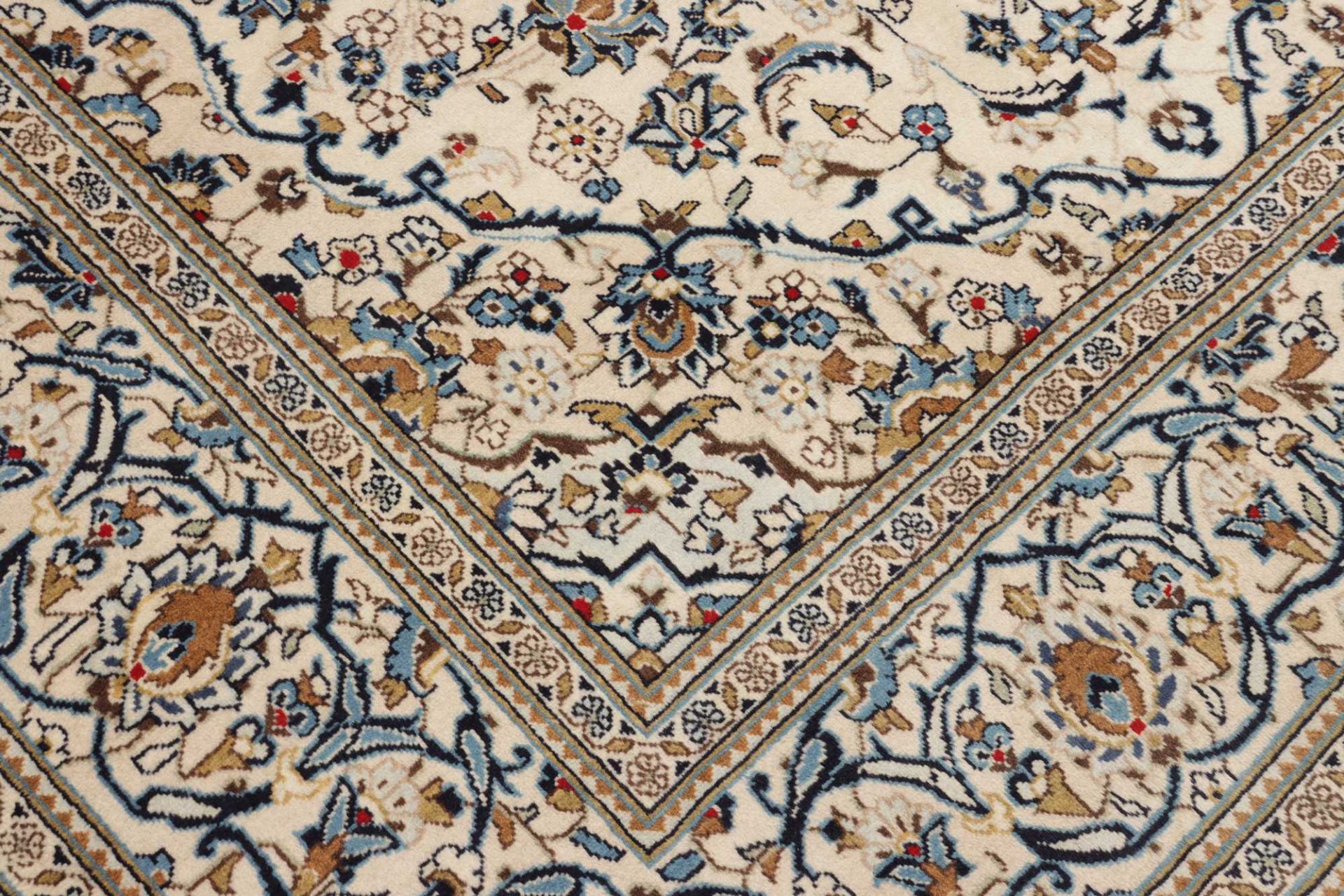 Kashan Perserteppich aus Iran, 197 × 307 cm