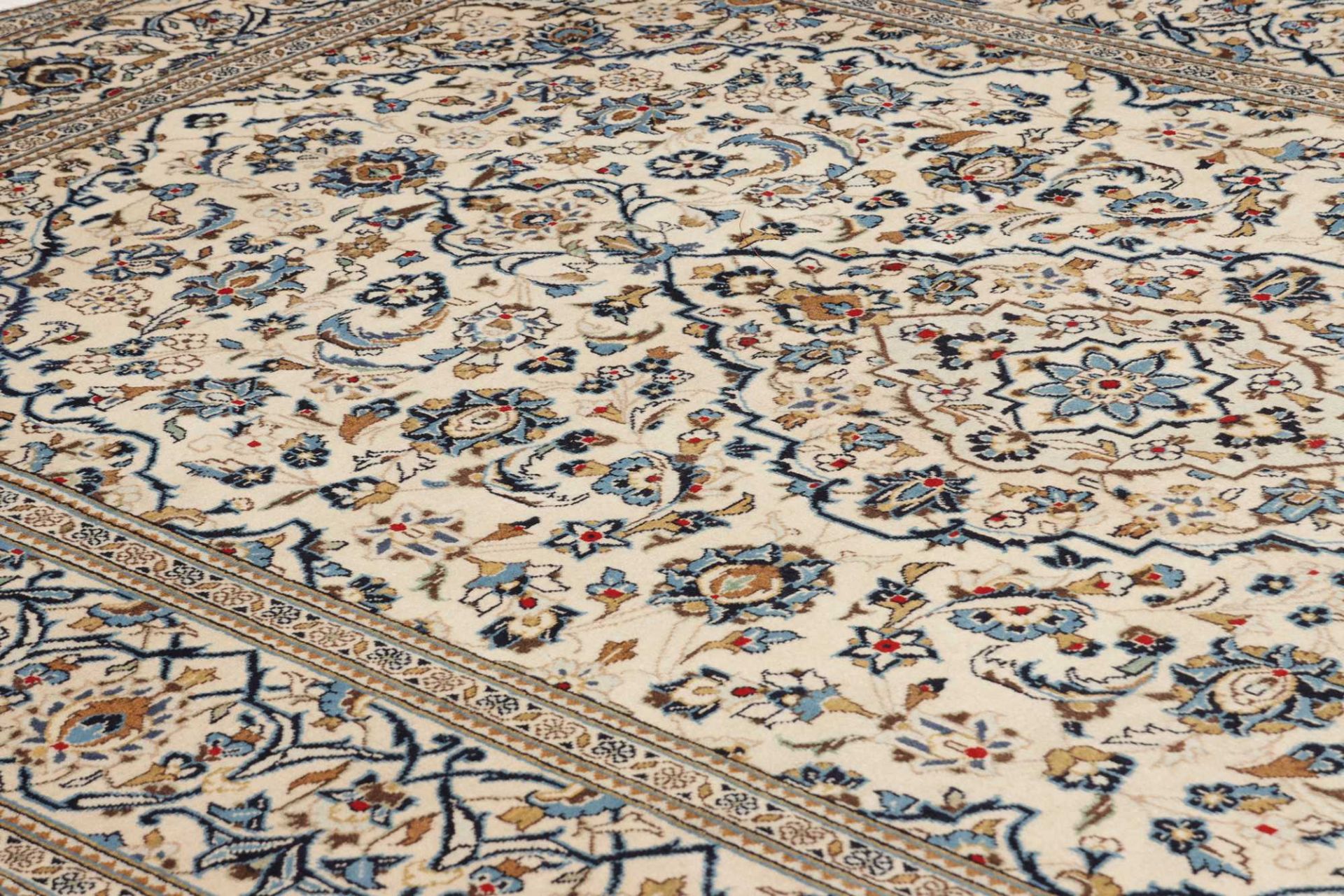 Kashan Perserteppich aus Iran, 197 × 307 cm