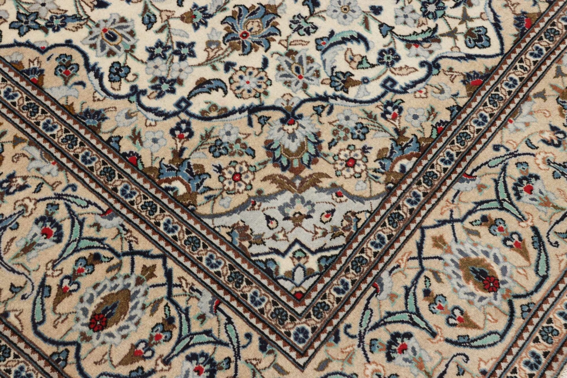 Handgeknüpfter Kashan Perserteppich 196 × 293 cm