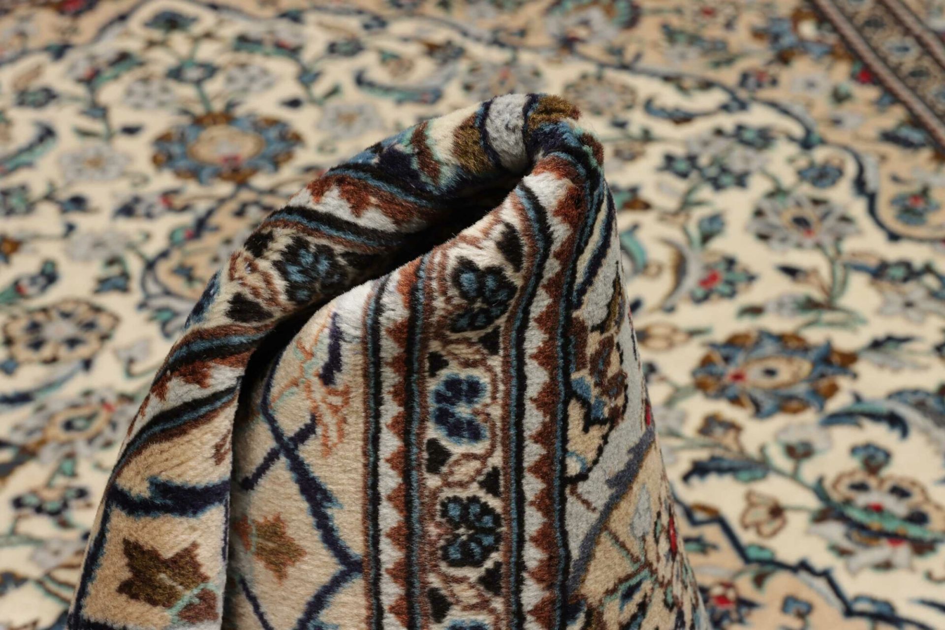Handgeknüpfter Kashan Perserteppich 196 × 293 cm