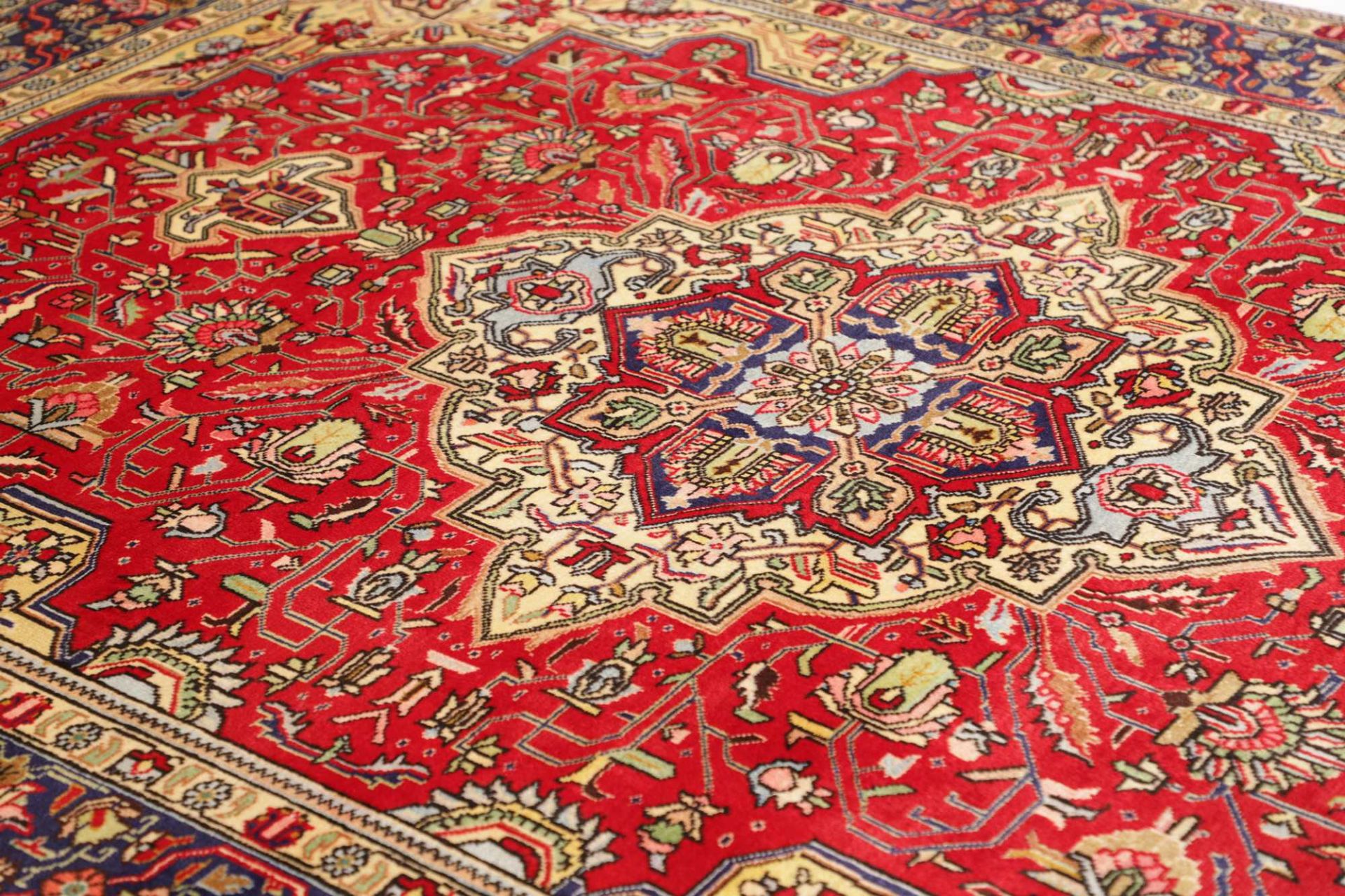 Täbriz Perserteppich 205 × 284 cm aus Wolle, handgeknüpft