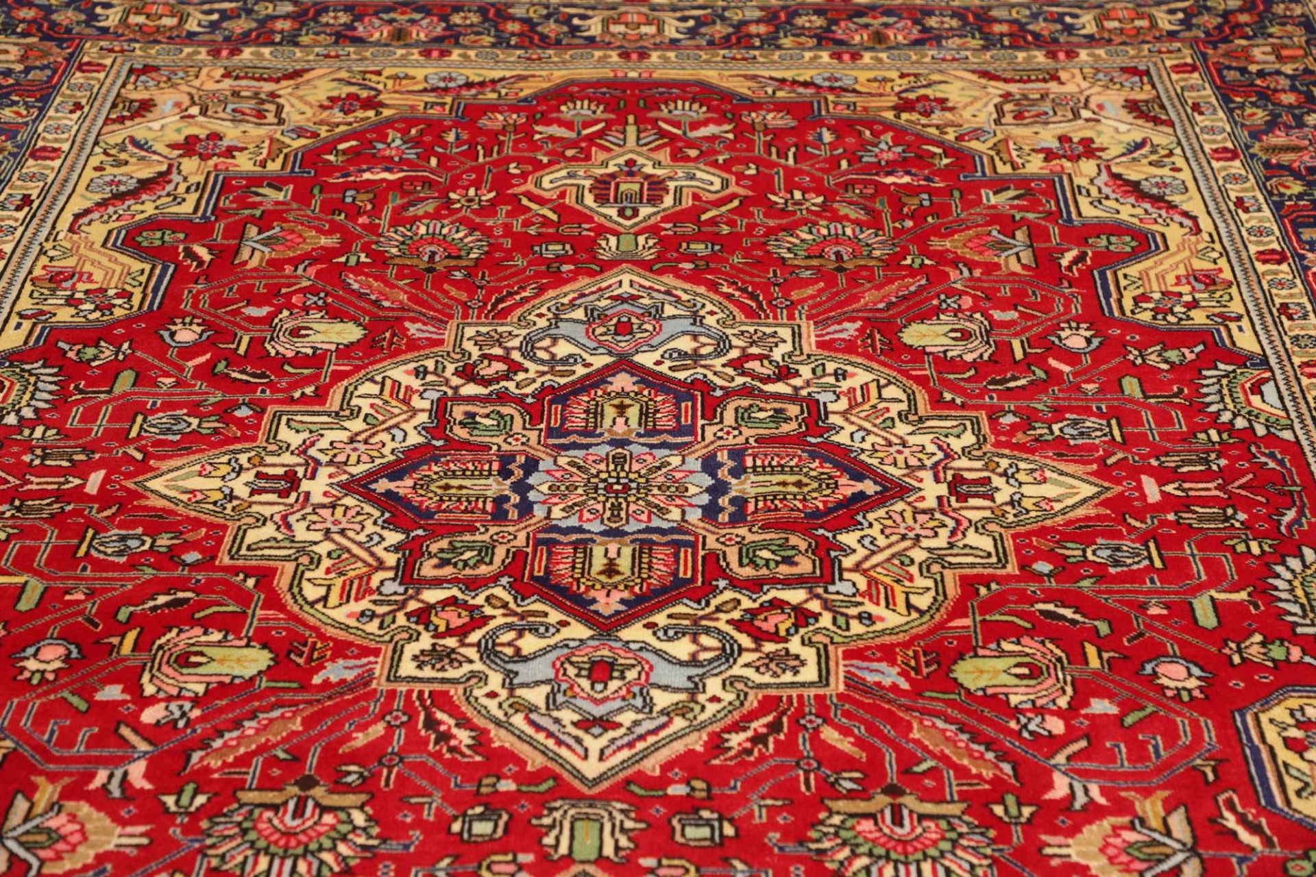 Täbriz Perserteppich 205 × 284 cm aus Wolle, handgeknüpft