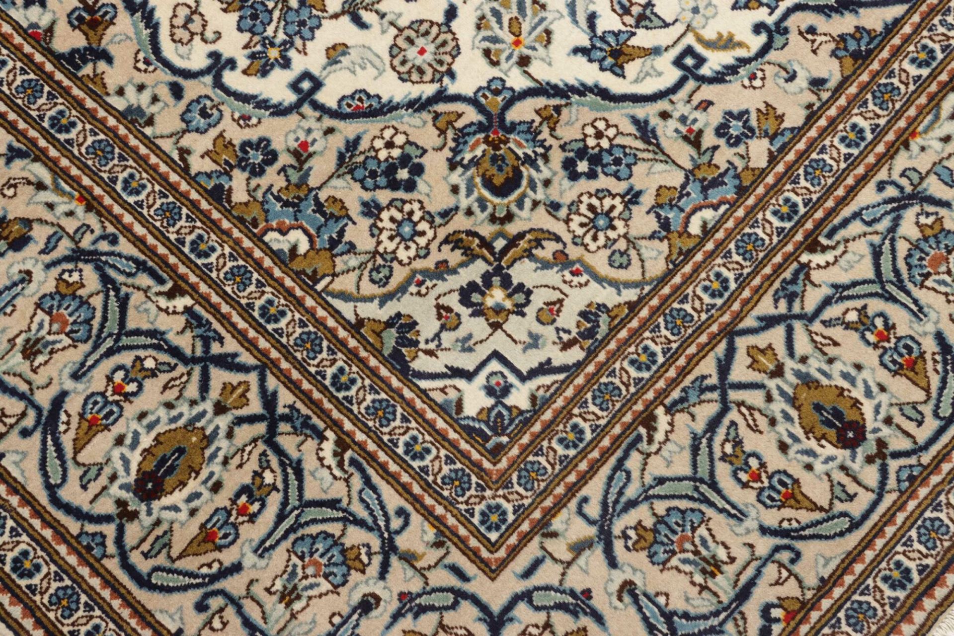 Handgeknüpfter Kashan Perserteppich 201 × 292 cm