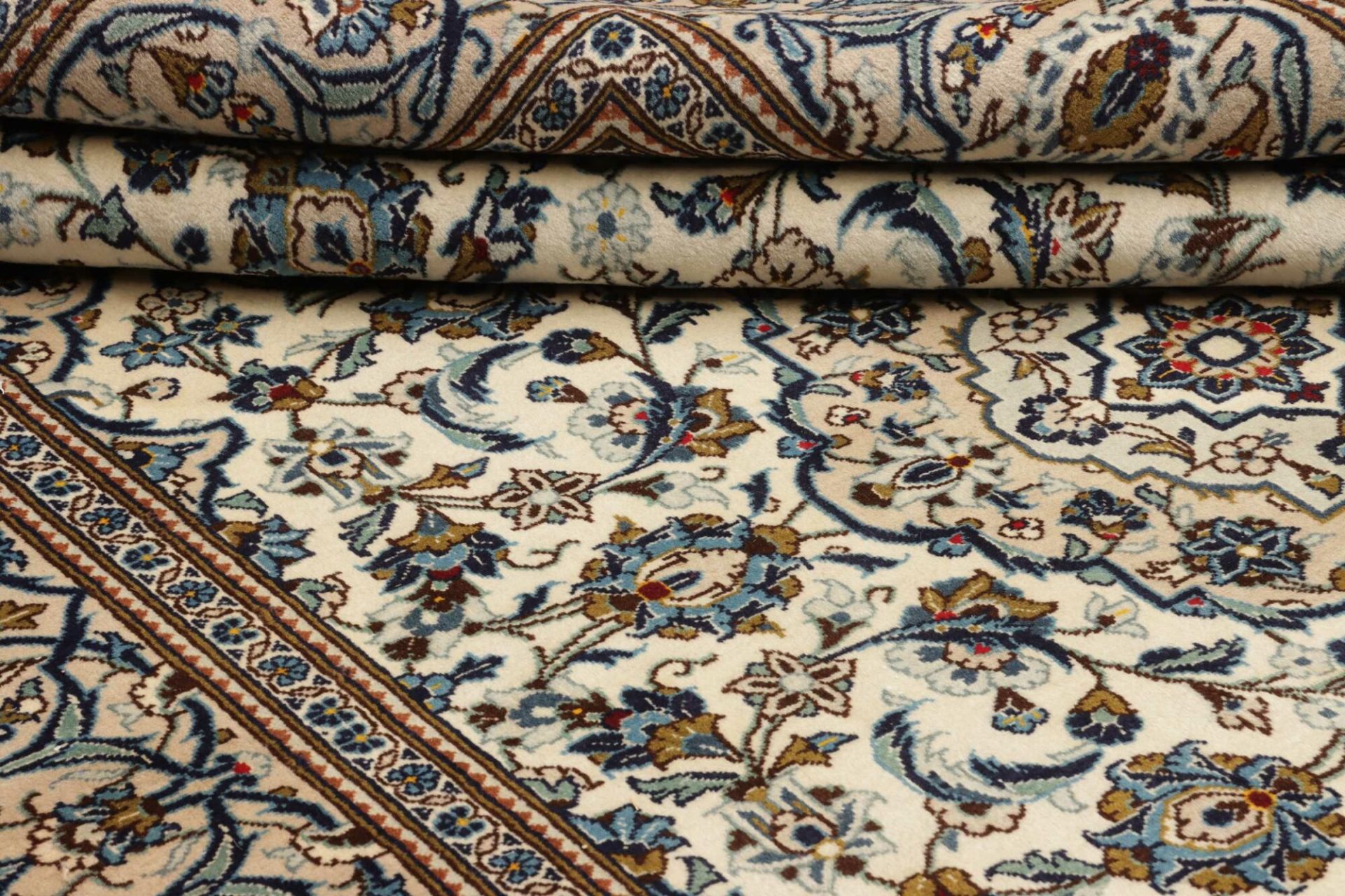 Handgeknüpfter Kashan Perserteppich 201 × 292 cm
