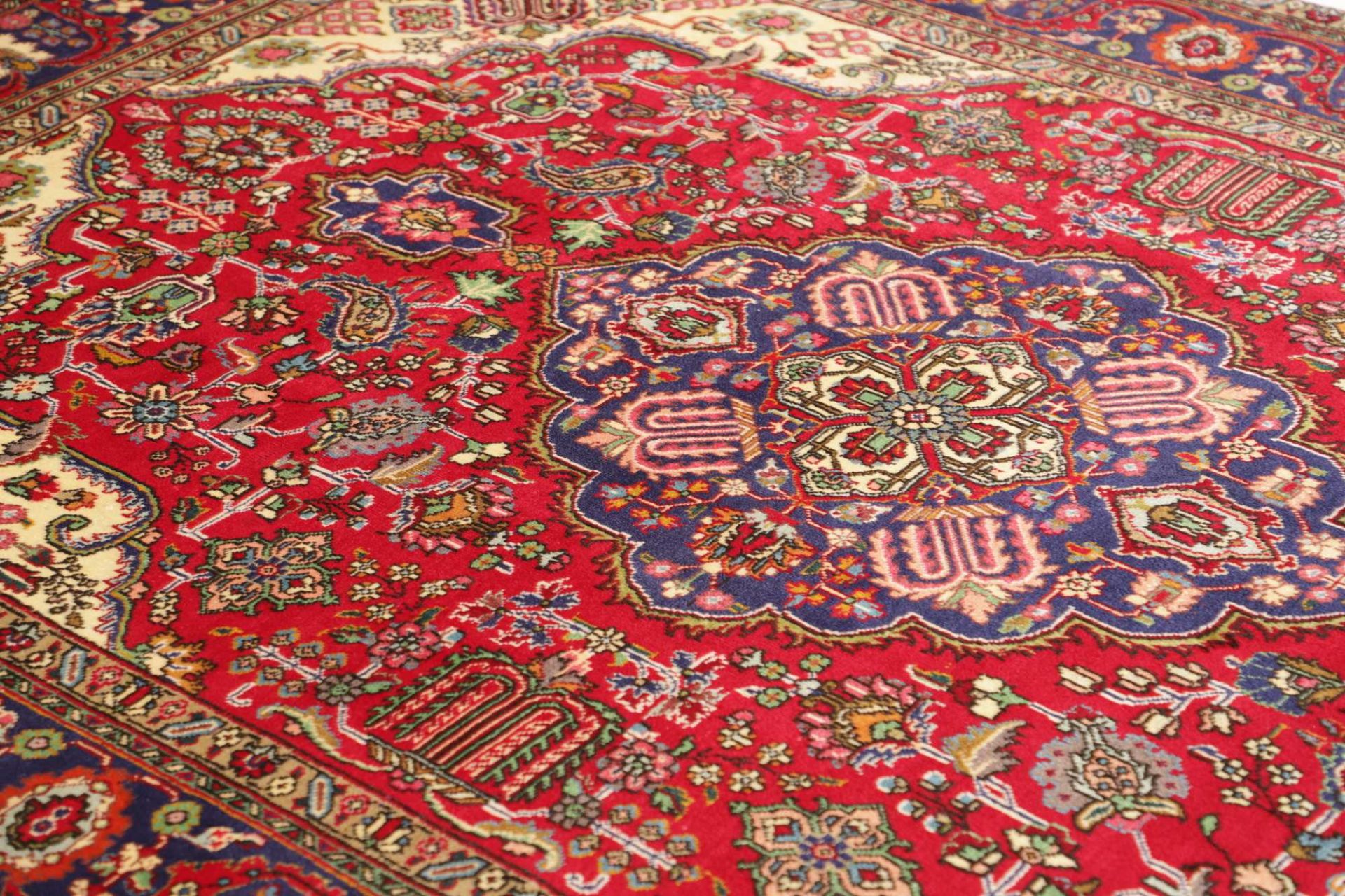 perserteppich-tabriz-198-x-291-cm-schurwolle-handgeknupft-klassisch-13 Handgeknüpfter Täbriz Perserteppich 198 × 291 cm