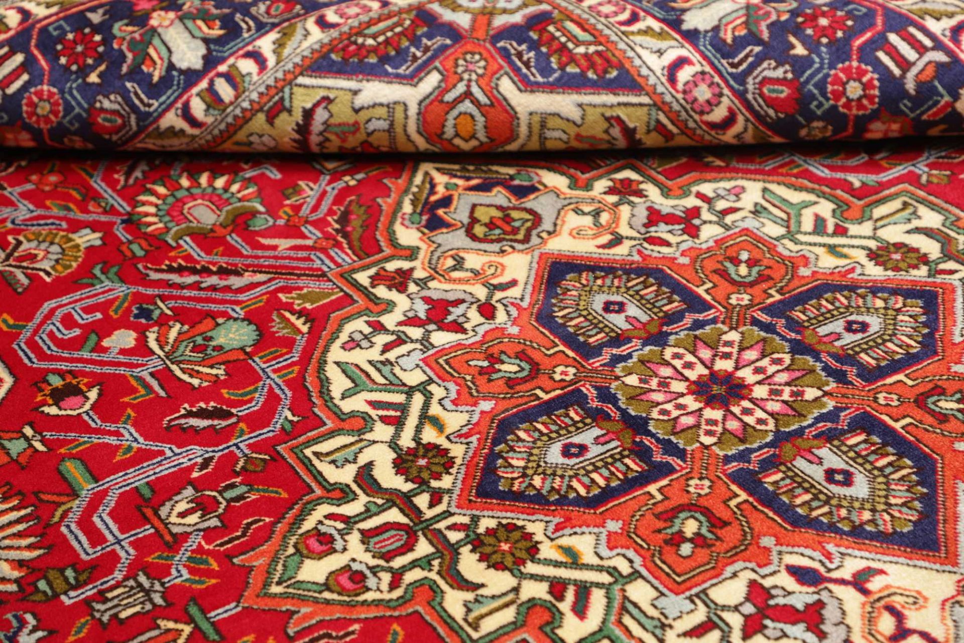 Täbriz Perserteppich aus Iran, 203 × 301 cm