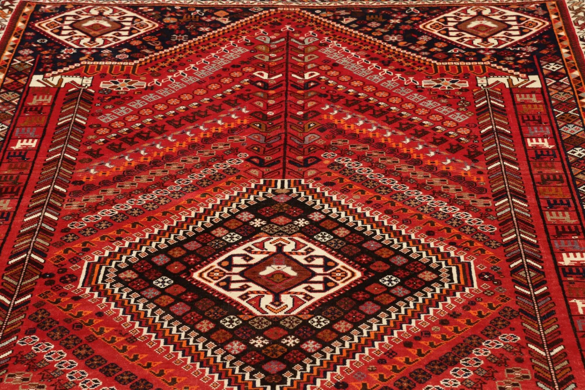 Handgeknüpfter Shiraz Perserteppich 181 × 294 cm