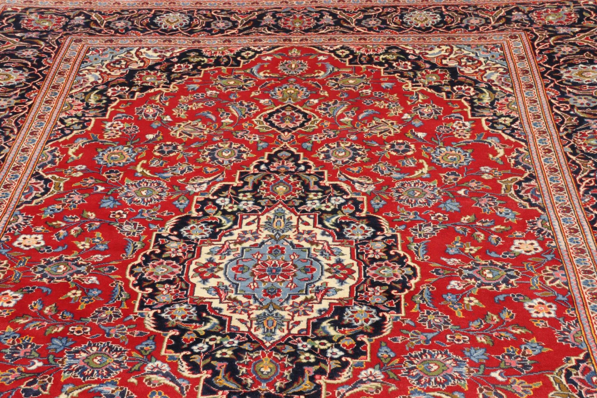 Handgeknüpfter Kashan Perserteppich 199 × 294 cm