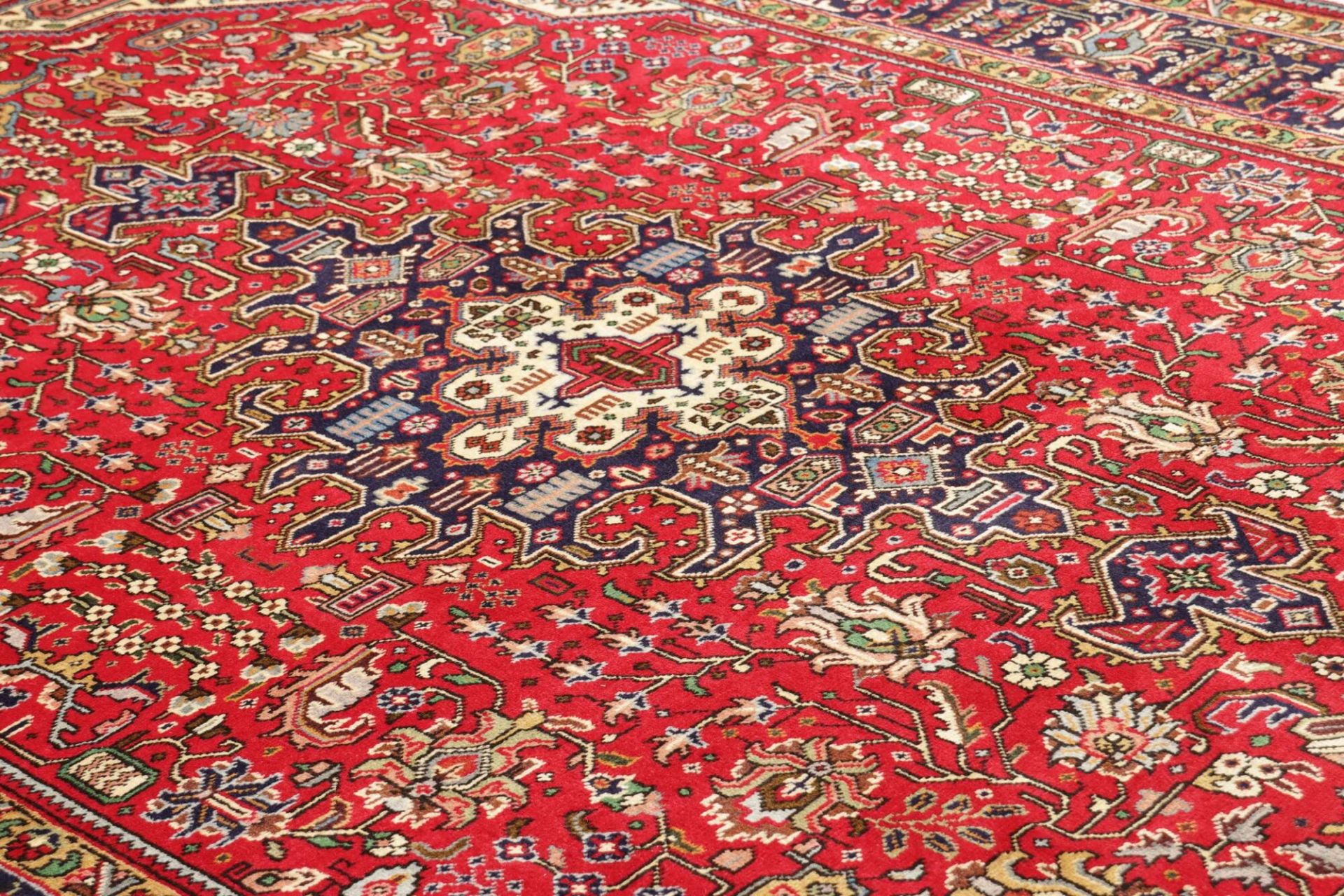 Handgeknüpfter Täbriz Perserteppich, 198 × 299 cm, Wolle