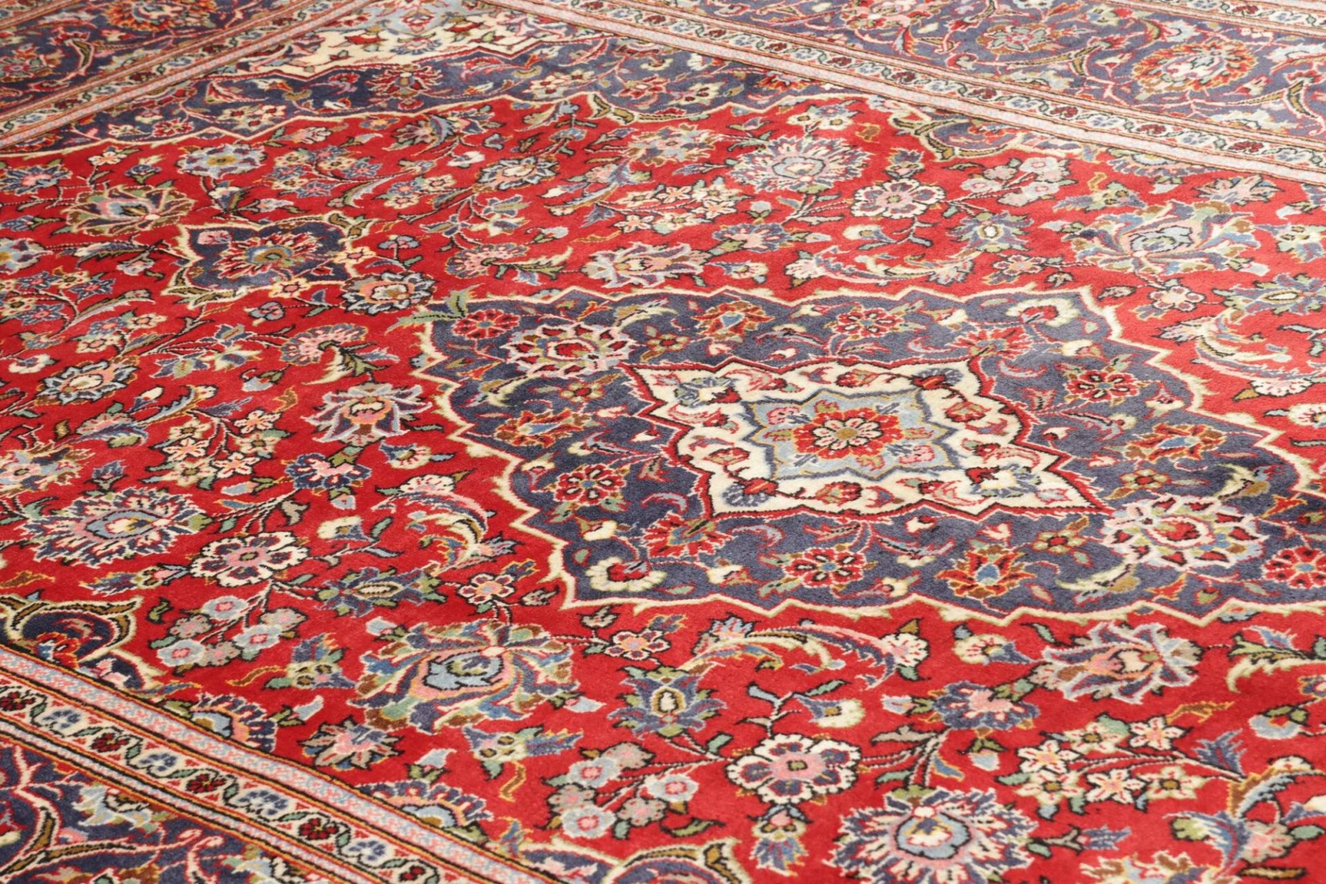 Kashan Perserteppich aus Iran, 197 × 297 cm