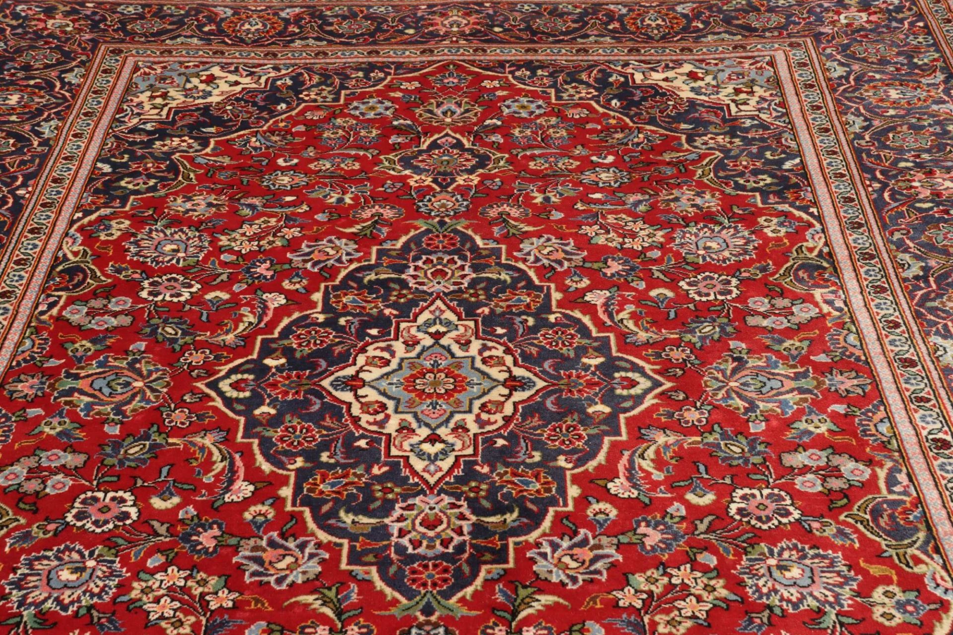 Kashan Perserteppich aus Iran, 197 × 297 cm